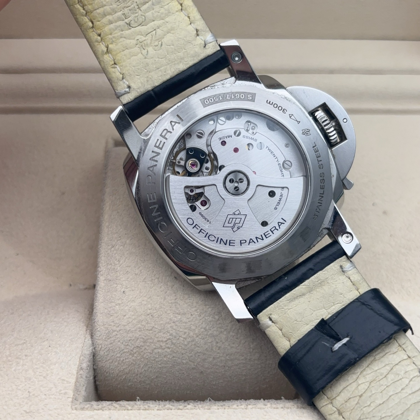 Panerai PAM00359 detail 7