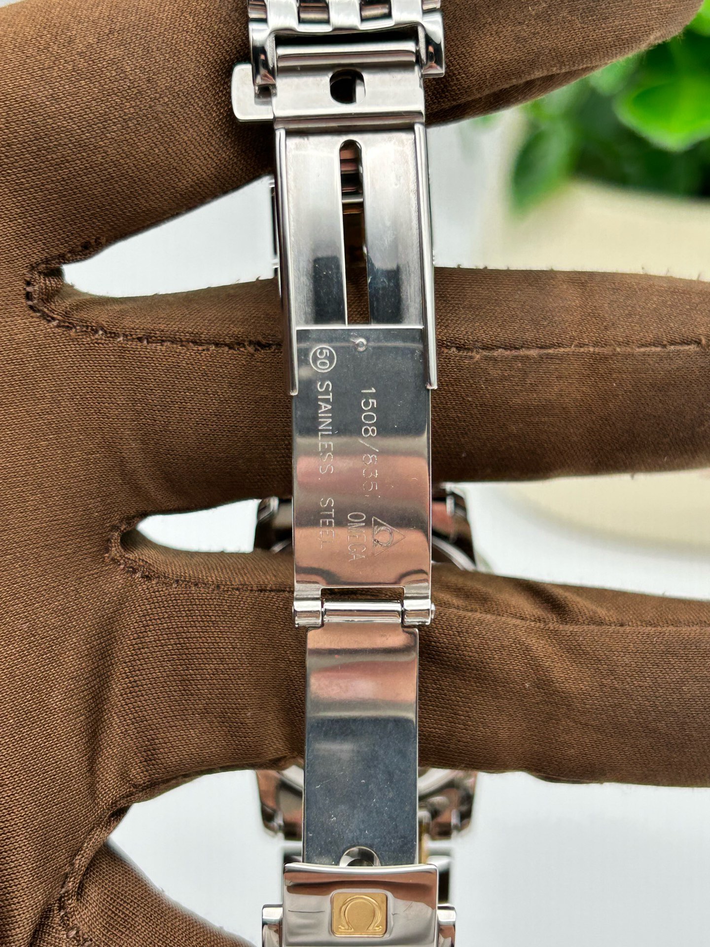 Omega 4300.31.00 detail 4