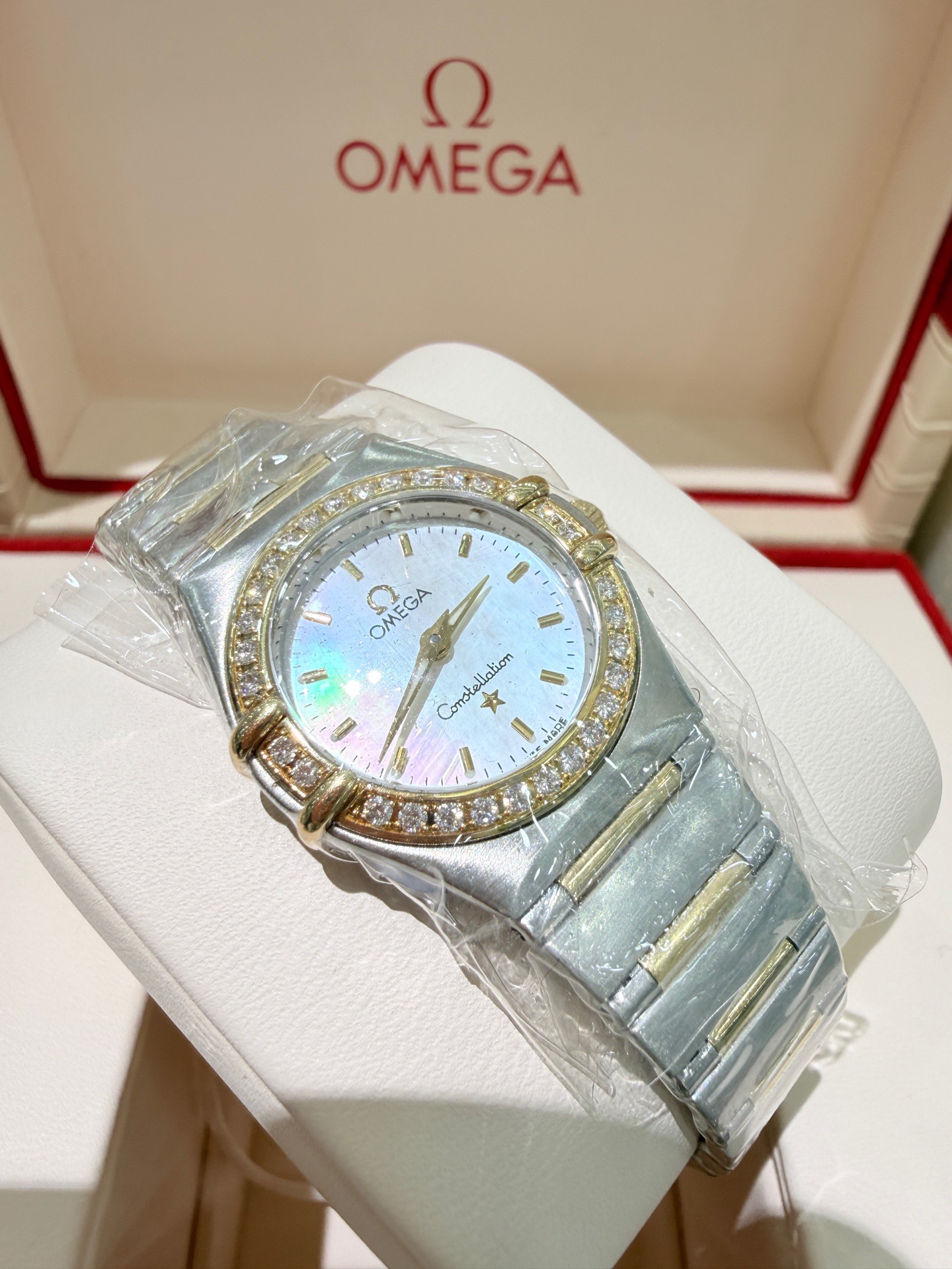 Omega 1267.70.00 detail 1