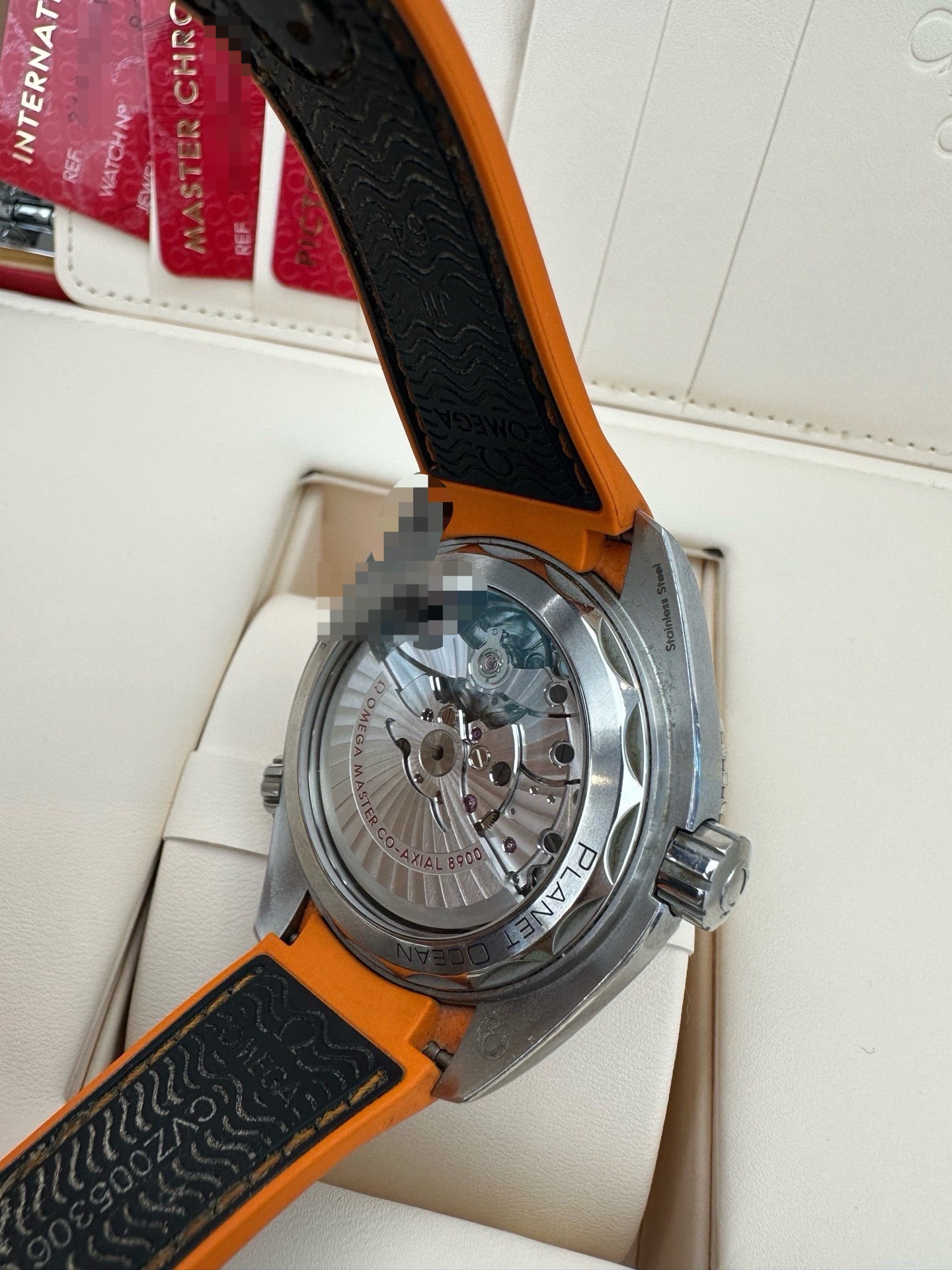 Omega 215.32.44.21.01.001 detail 3