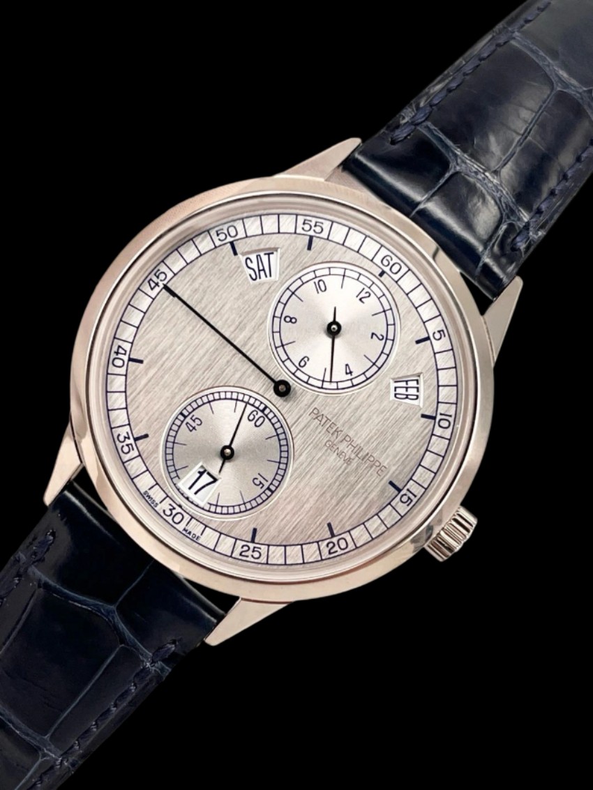 Patek Philippe 5235G-001 detail 2