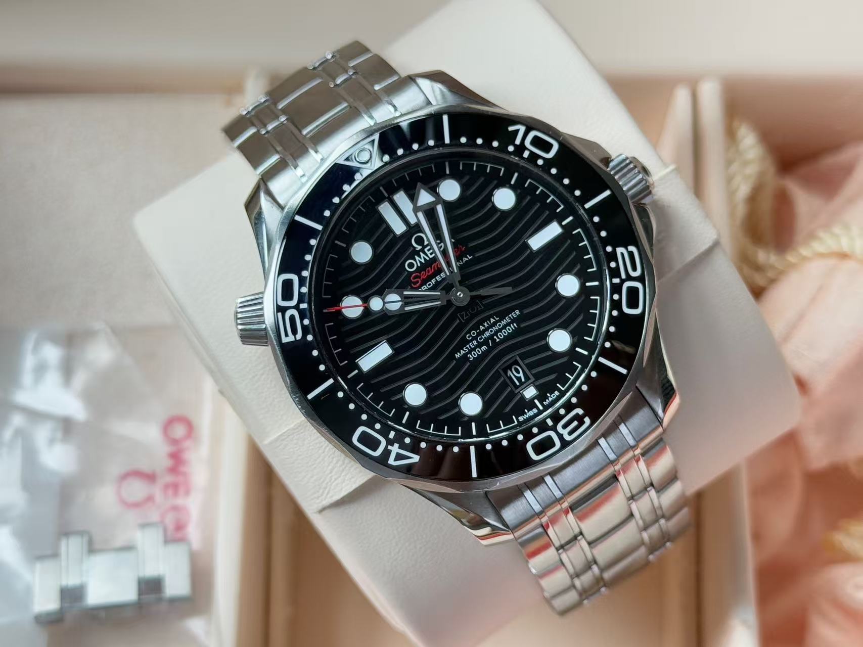 Omega 210.30.42.20.01.001