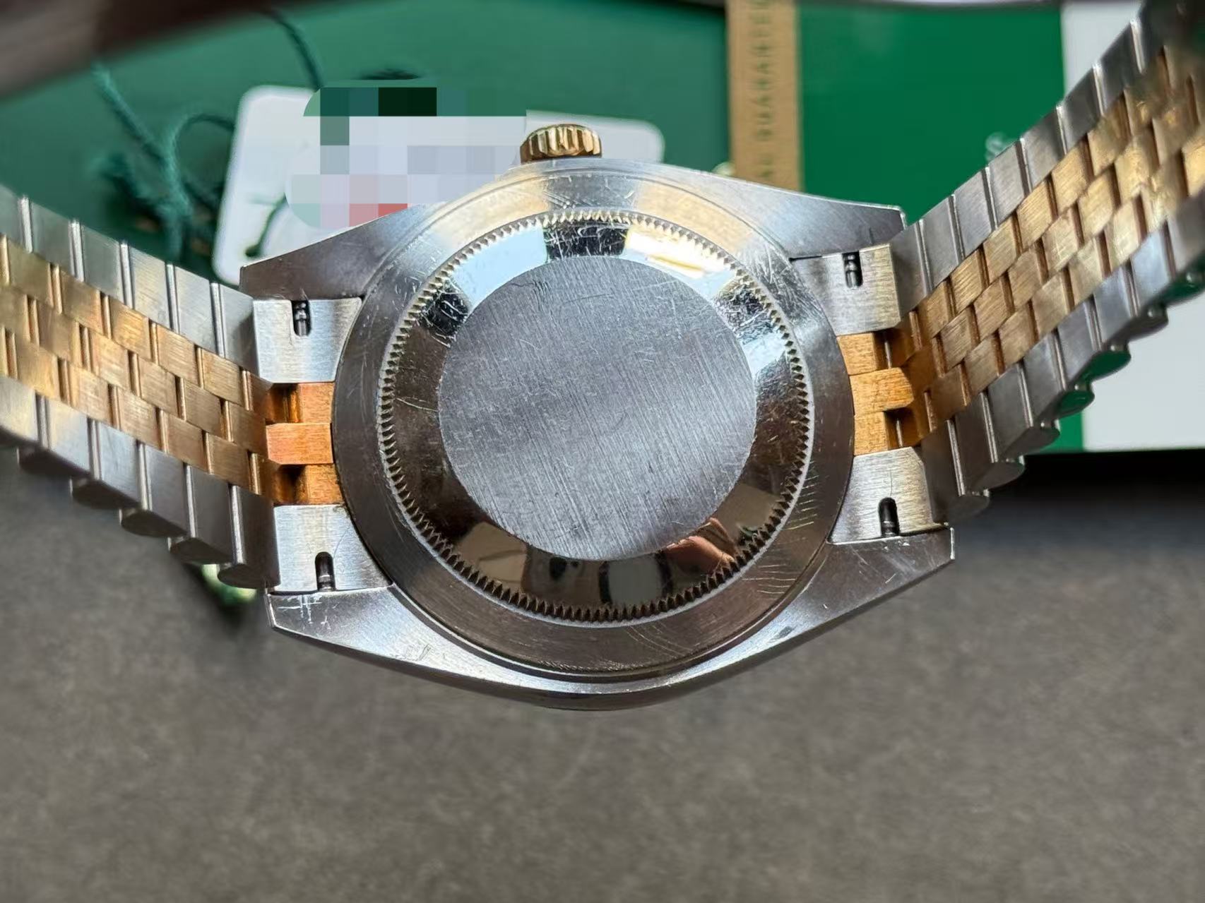Rolex 126333 detail 4