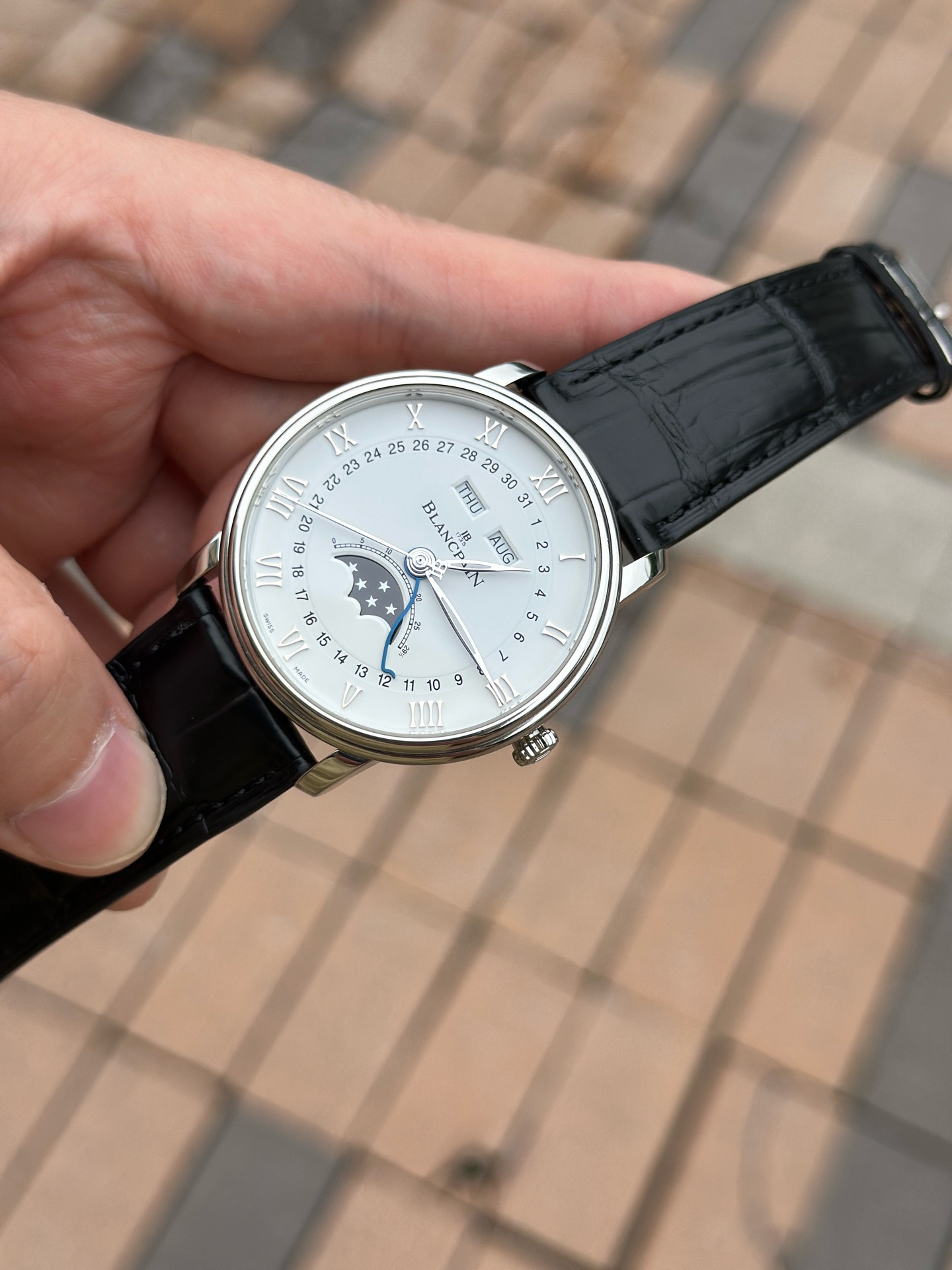 Blancpain 6654 1127 55B detail 2