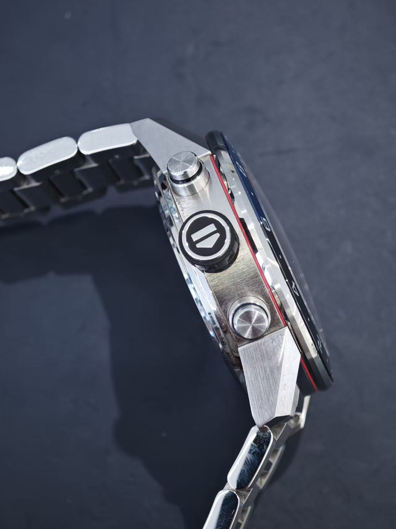 TAG Heuer CBG2A1Z.BA0658 detail 6