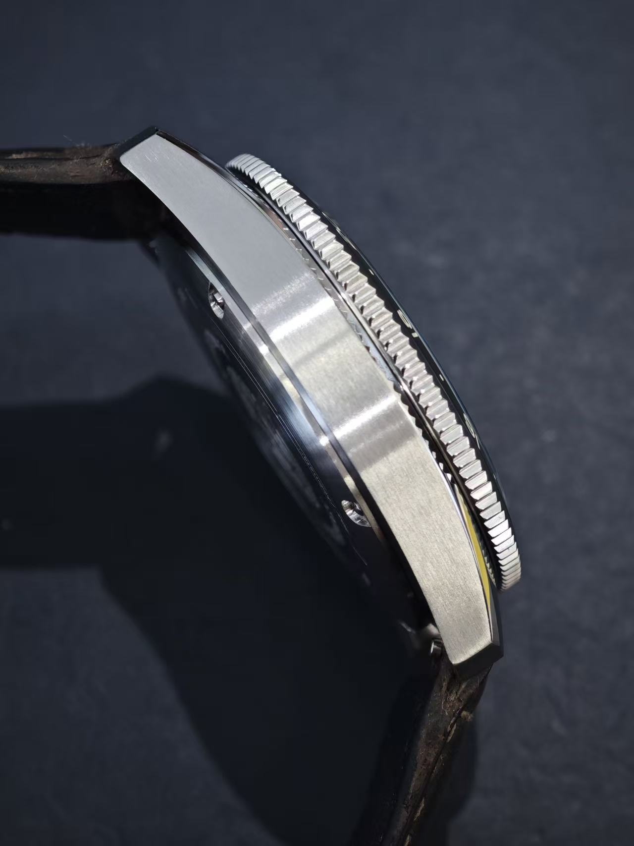 Longines L3.812.4.63.2 detail 2