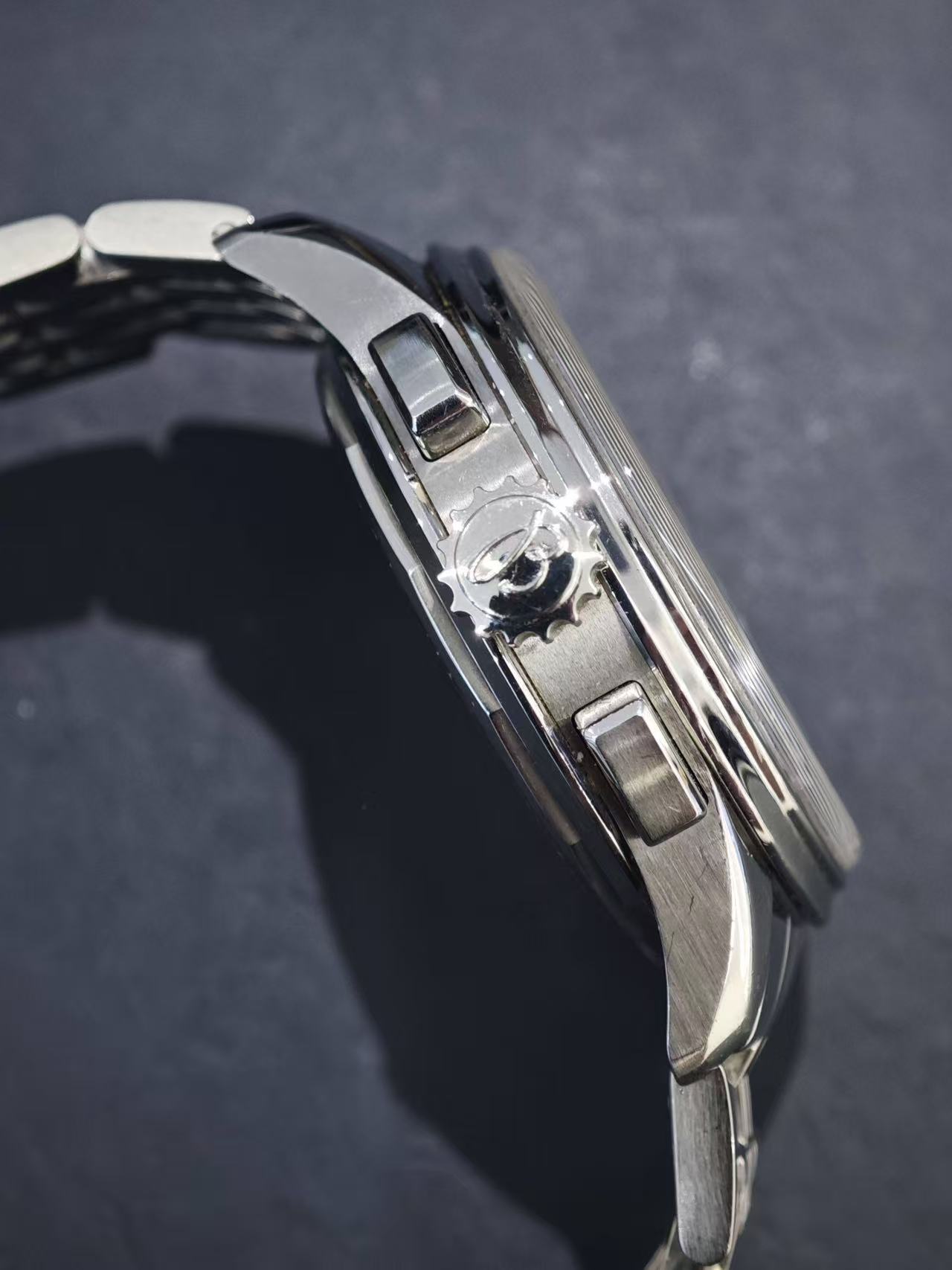 Breitling AB0118A11L1A1 detail 1