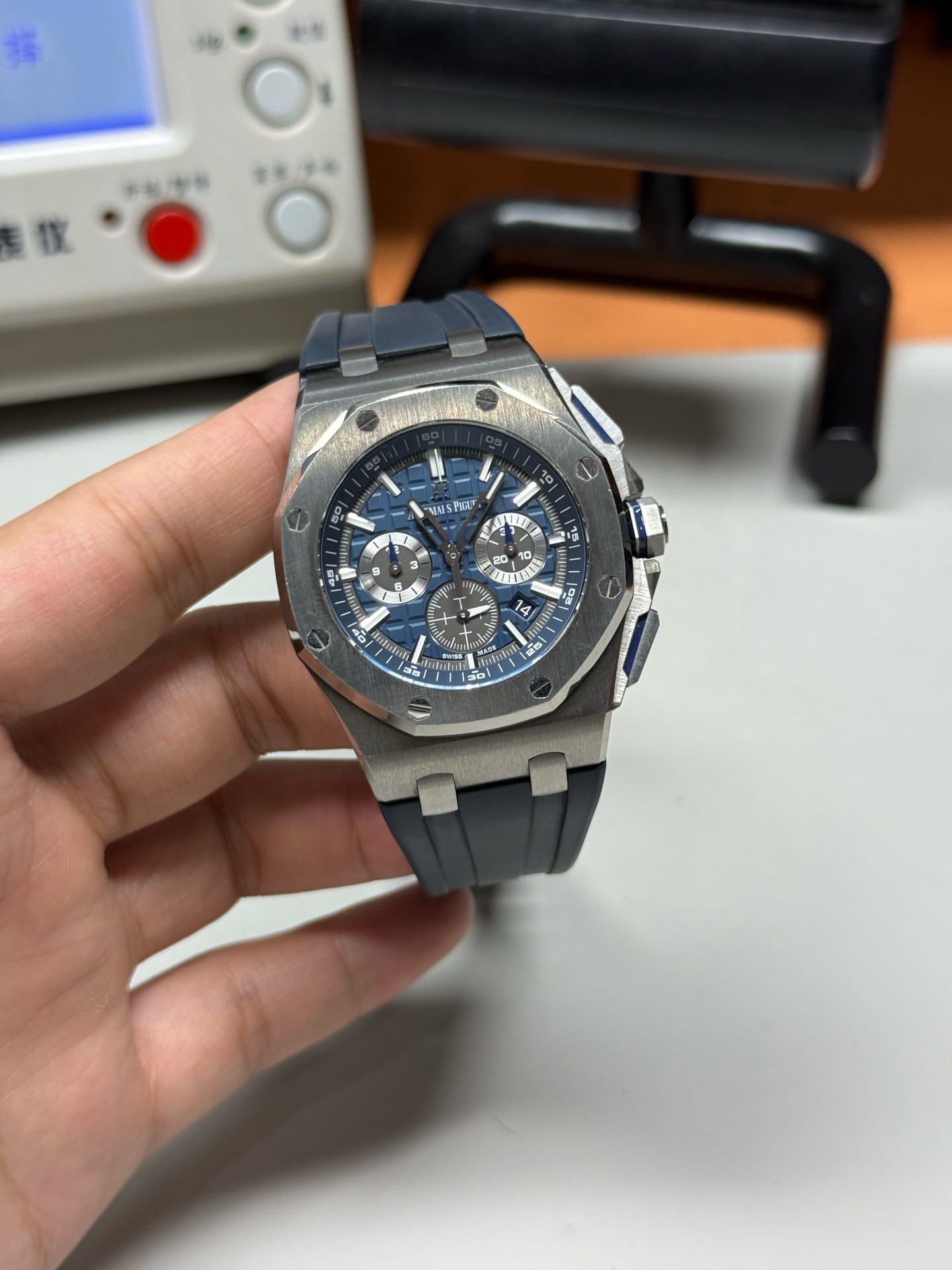 Audemars Piguet 26480TI.OO.A027CA.01 detail 3