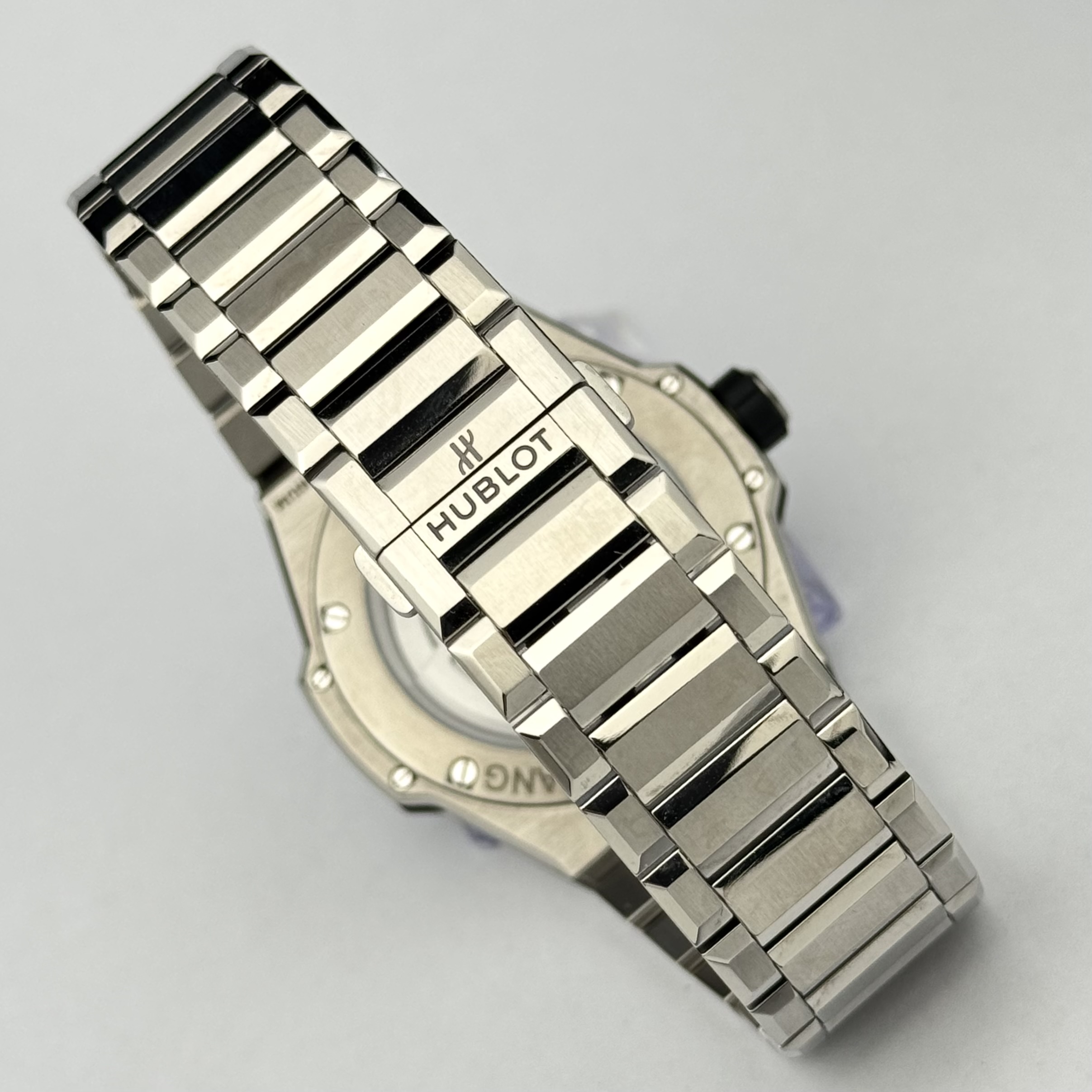 Hublot 456.NX.0170.NX detail 3