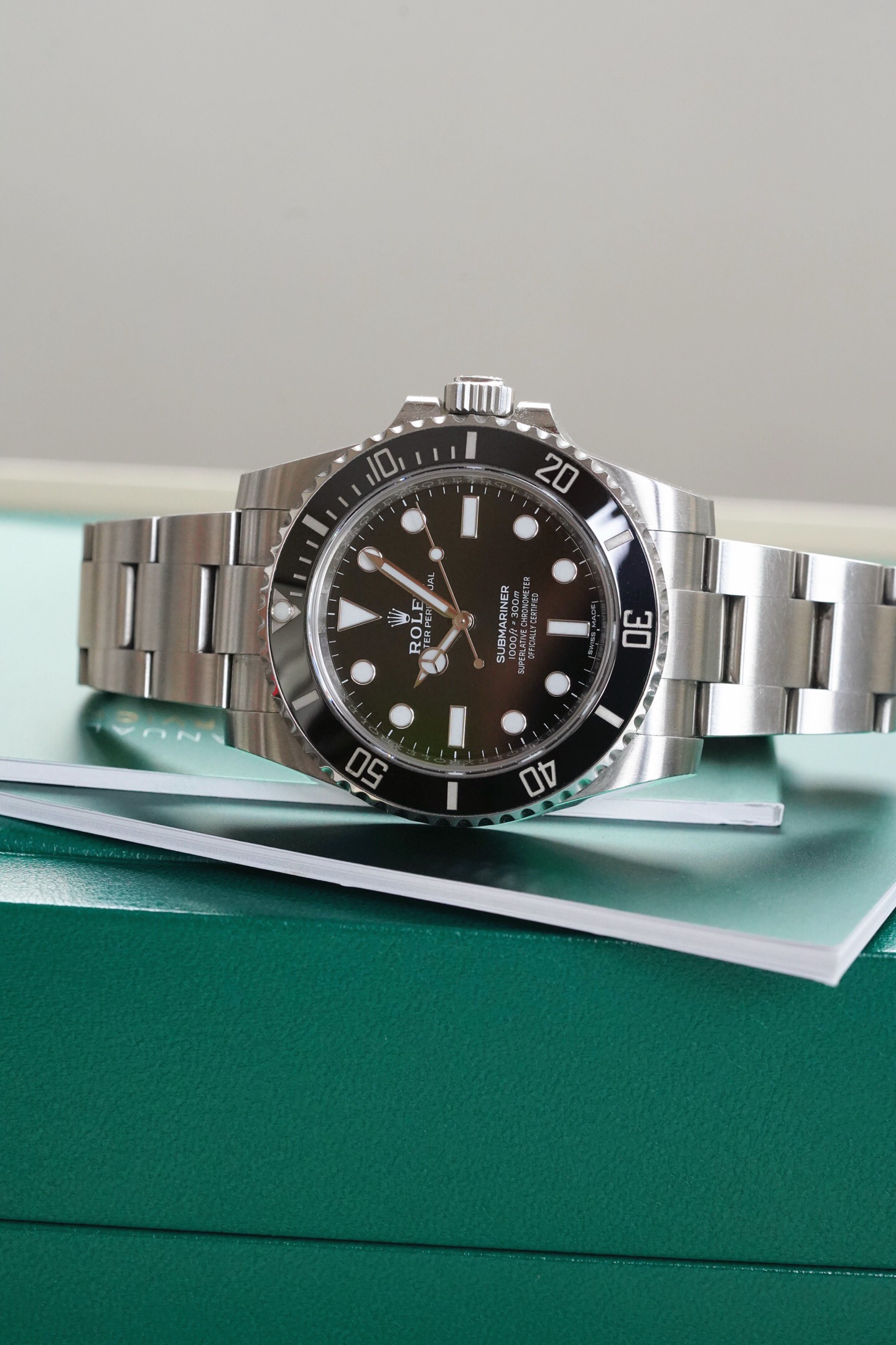 Rolex m114060-0002 detail 1