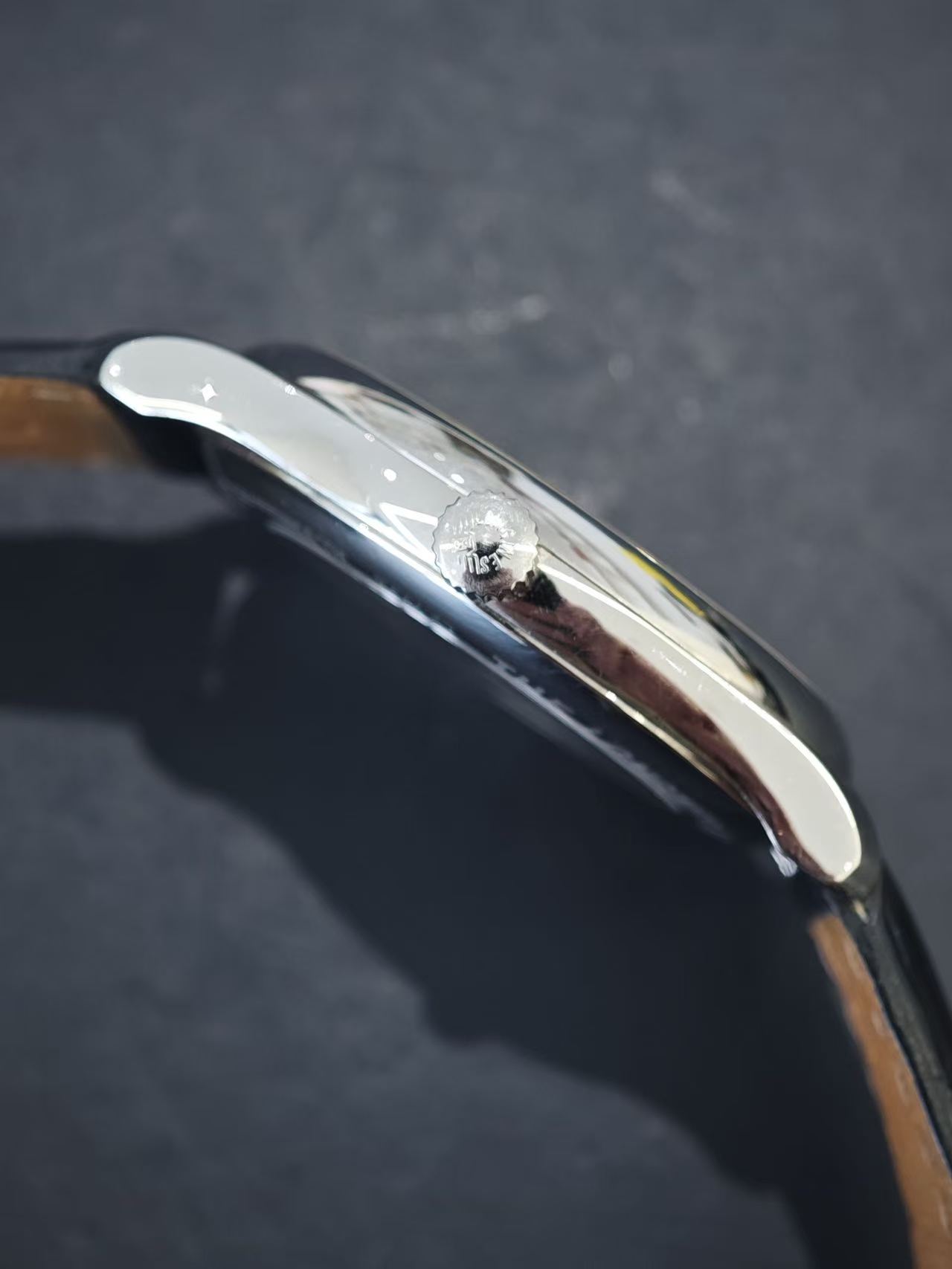 Longines L2.793.4.79.2 detail 1