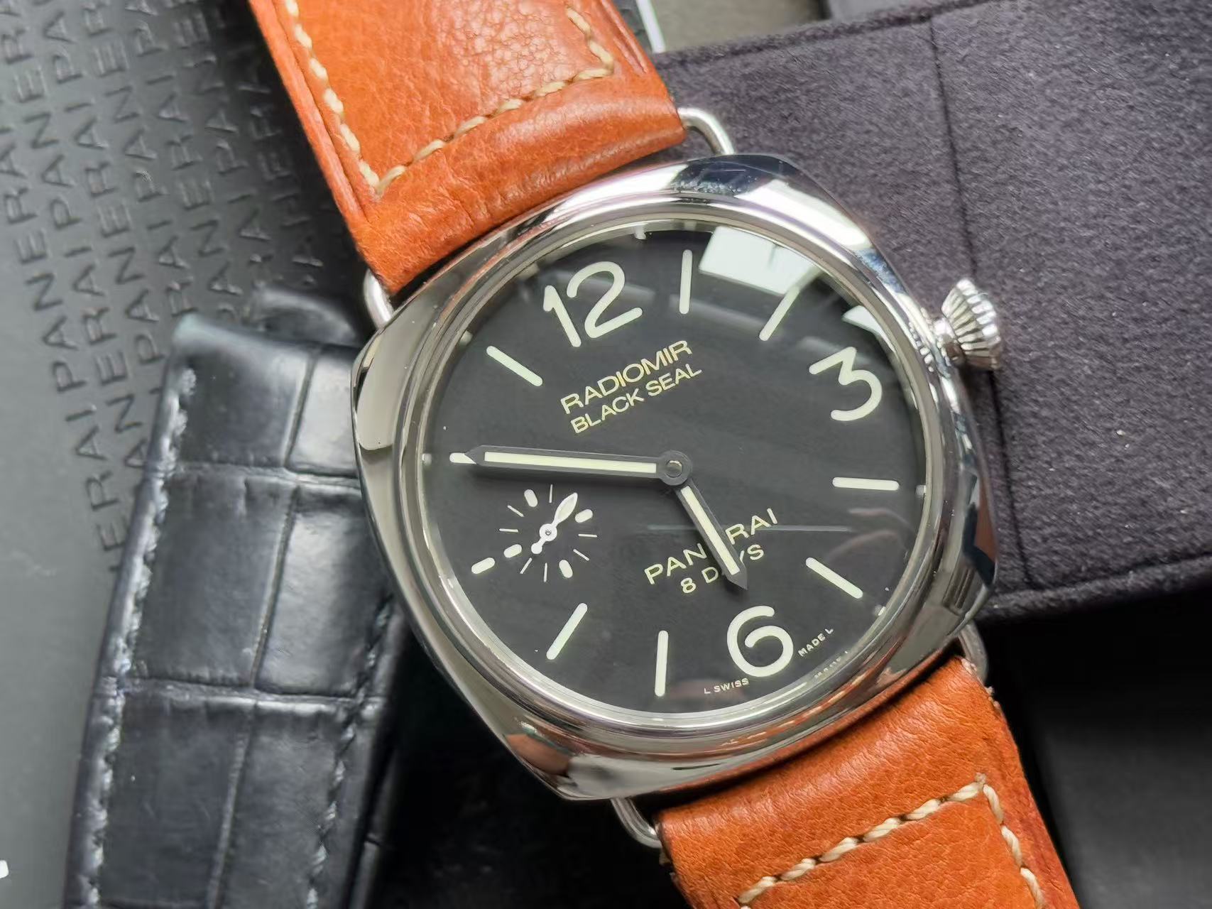 Panerai PAM00609 detail 4