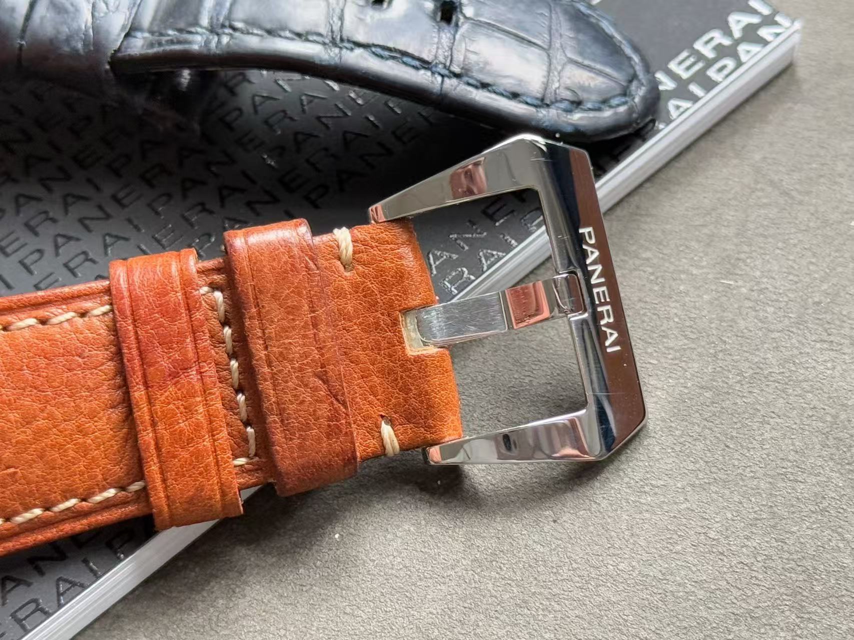 Panerai PAM00609 detail 5