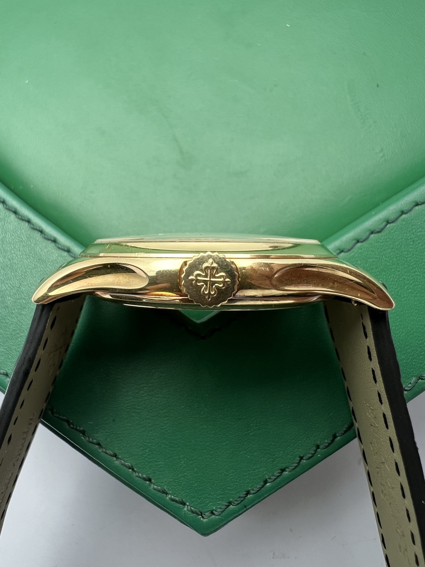 Patek Philippe 5227J-001 detail 2