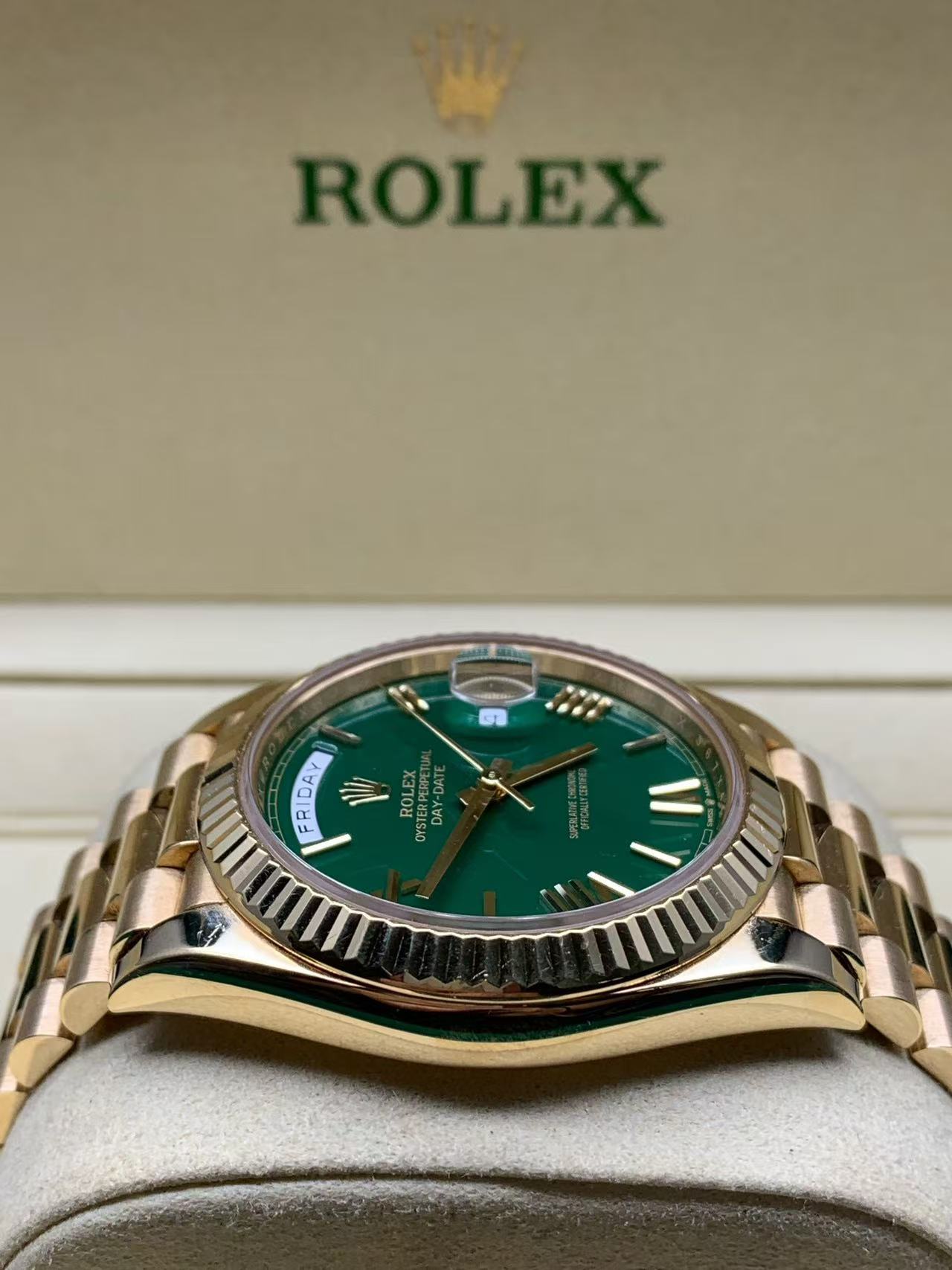 Rolex m228238-0061 detail 3