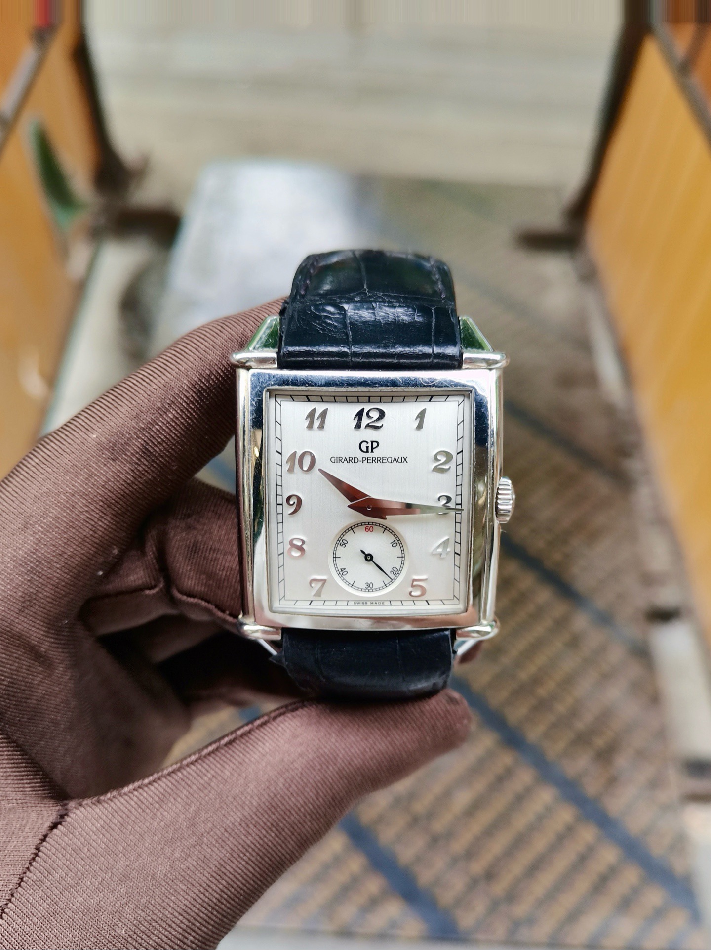 Girard Perregaux 25880-11-121-BB6A