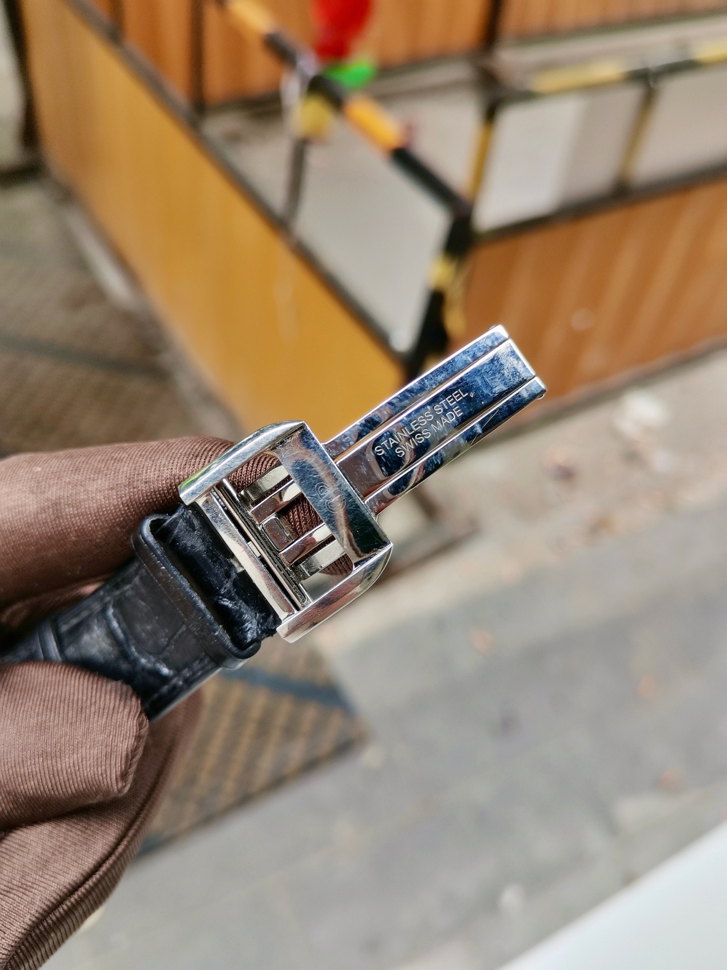 Girard Perregaux 25880-11-121-BB6A detail 4