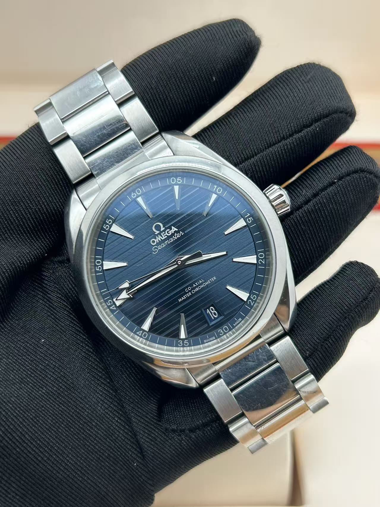 Omega 220.10.41.21.03.004