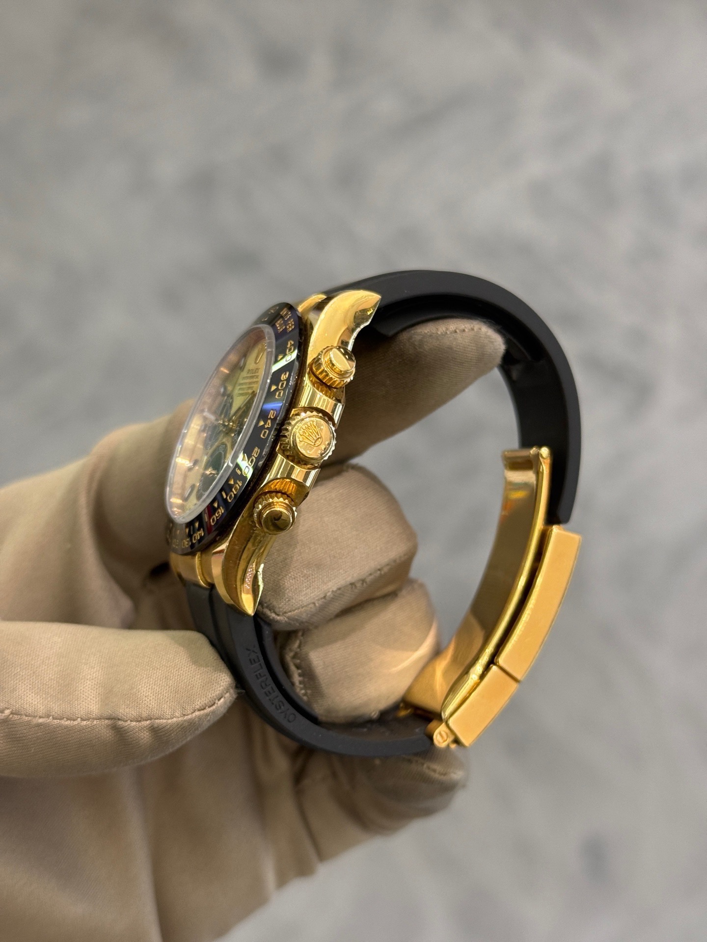 Rolex m116518ln-0048 detail 4