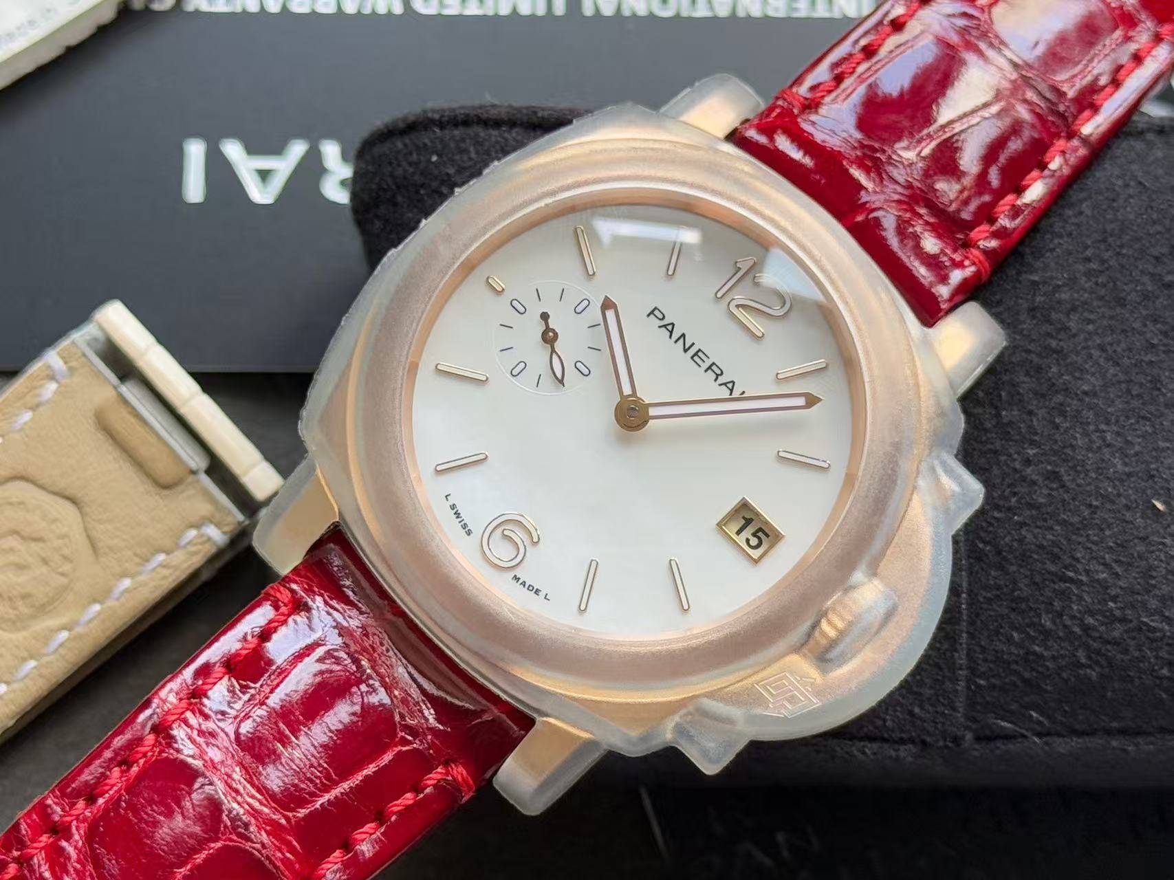 Panerai PAM01280 detail 2