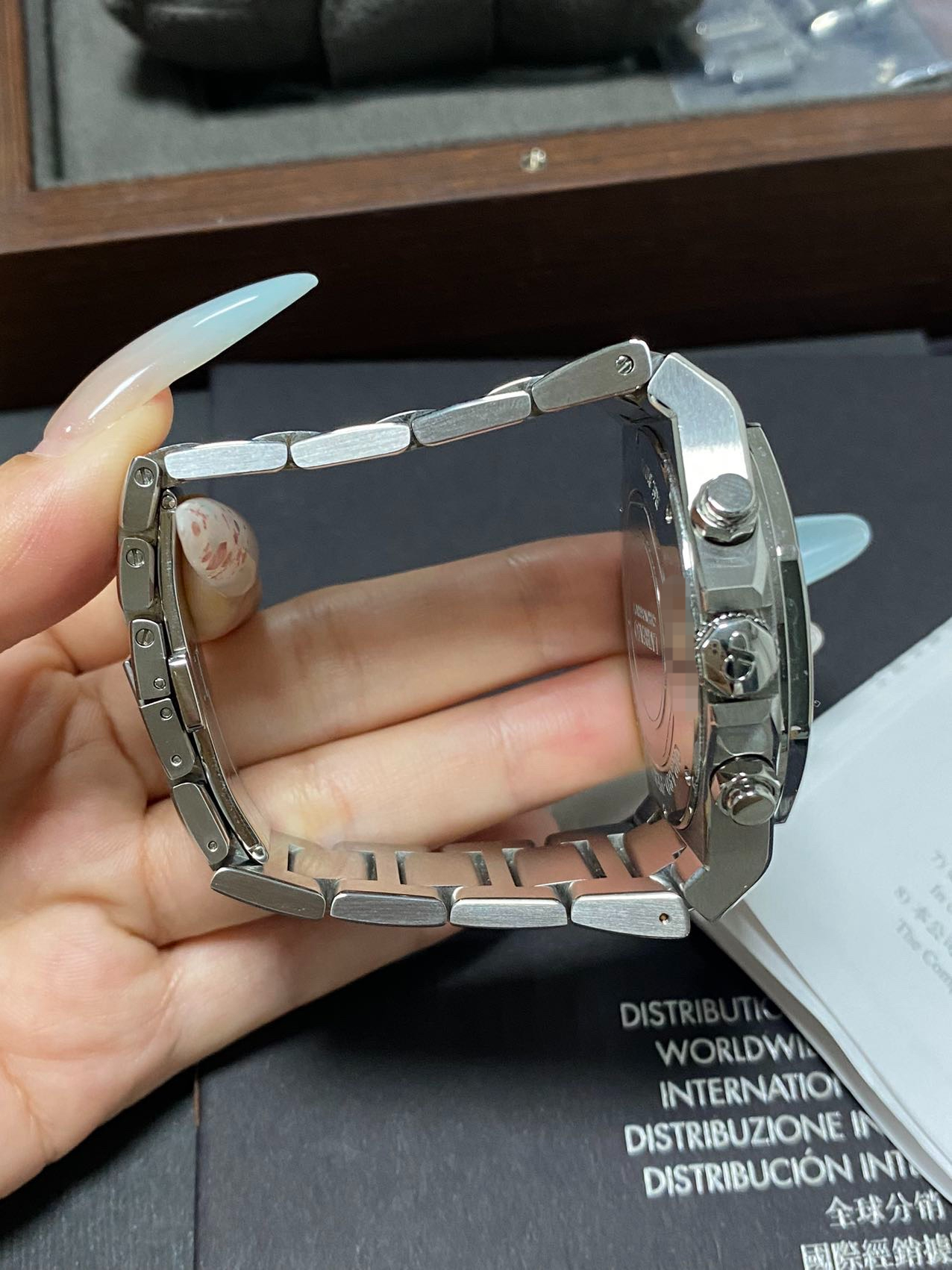 Girard Perregaux 81020-11-131-11A detail 1