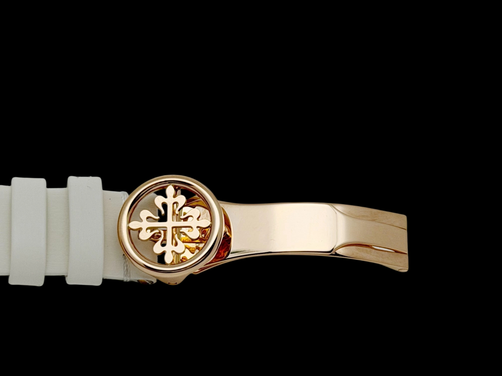 Patek Philippe 4897R-010 detail 4