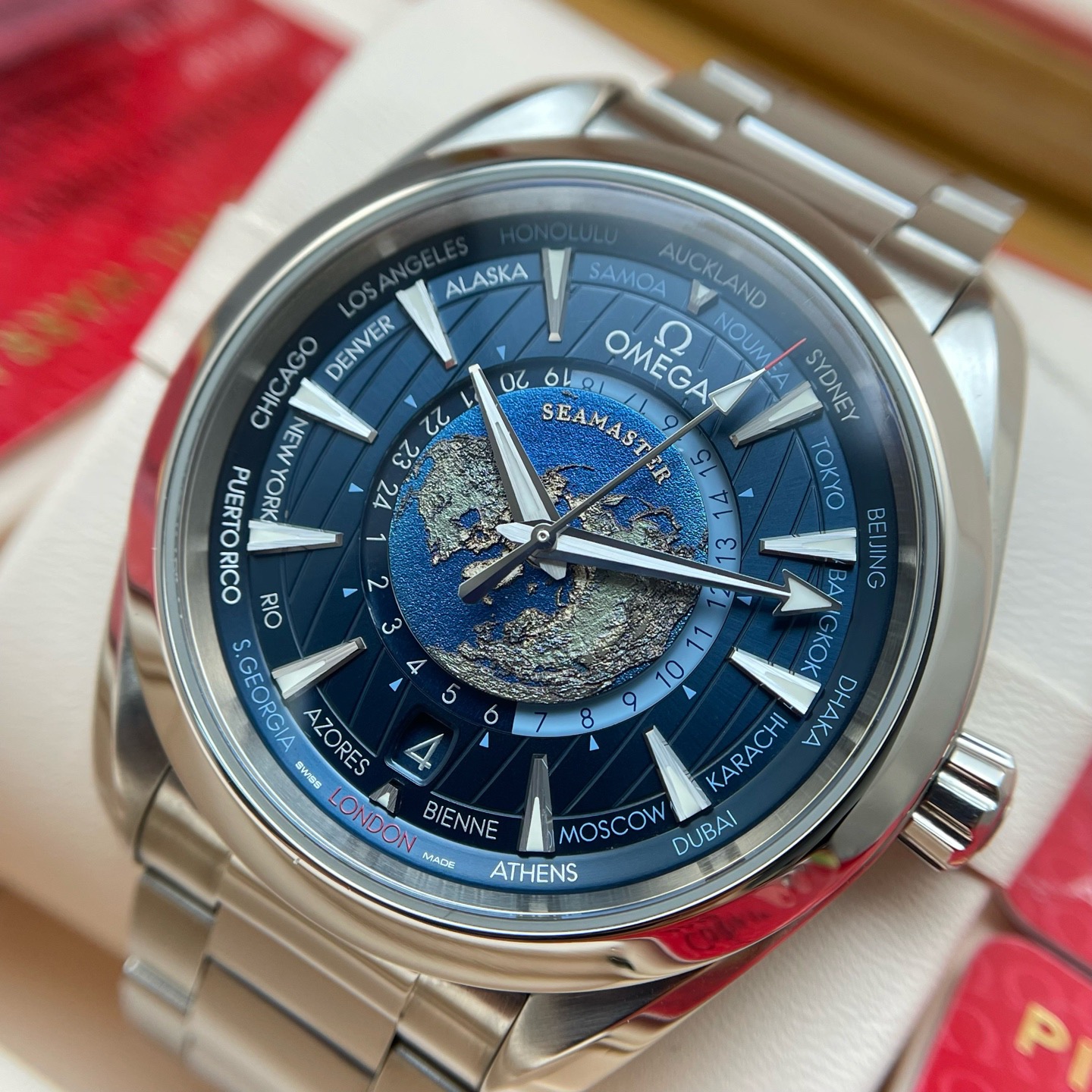 Omega 220.10.43.22.03.001