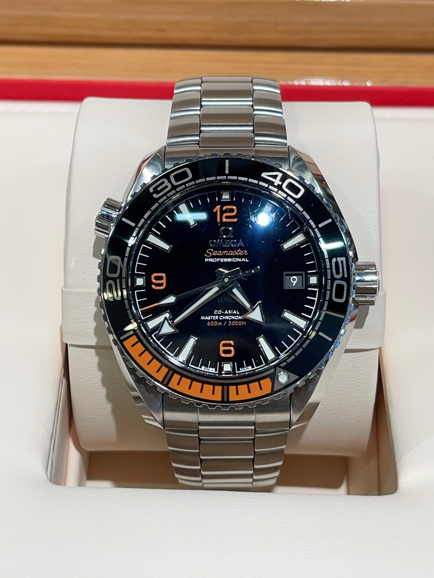 Omega 215.30.44.21.01.002