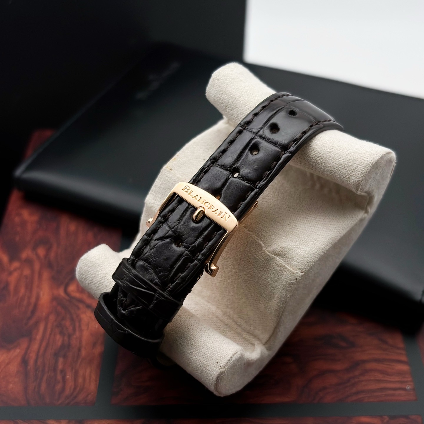 Blancpain 6223 2987 55B detail 6