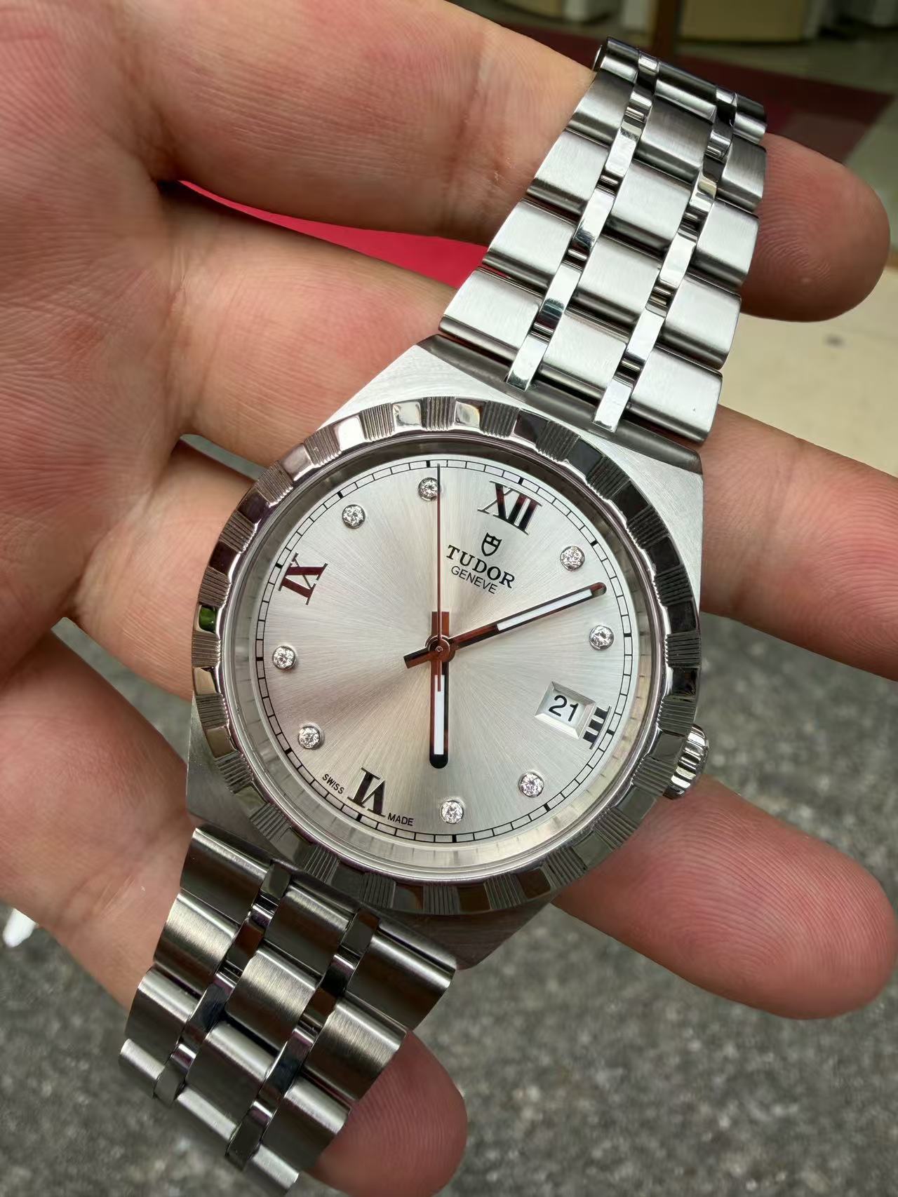 Tudor m28500-0002 detail 2