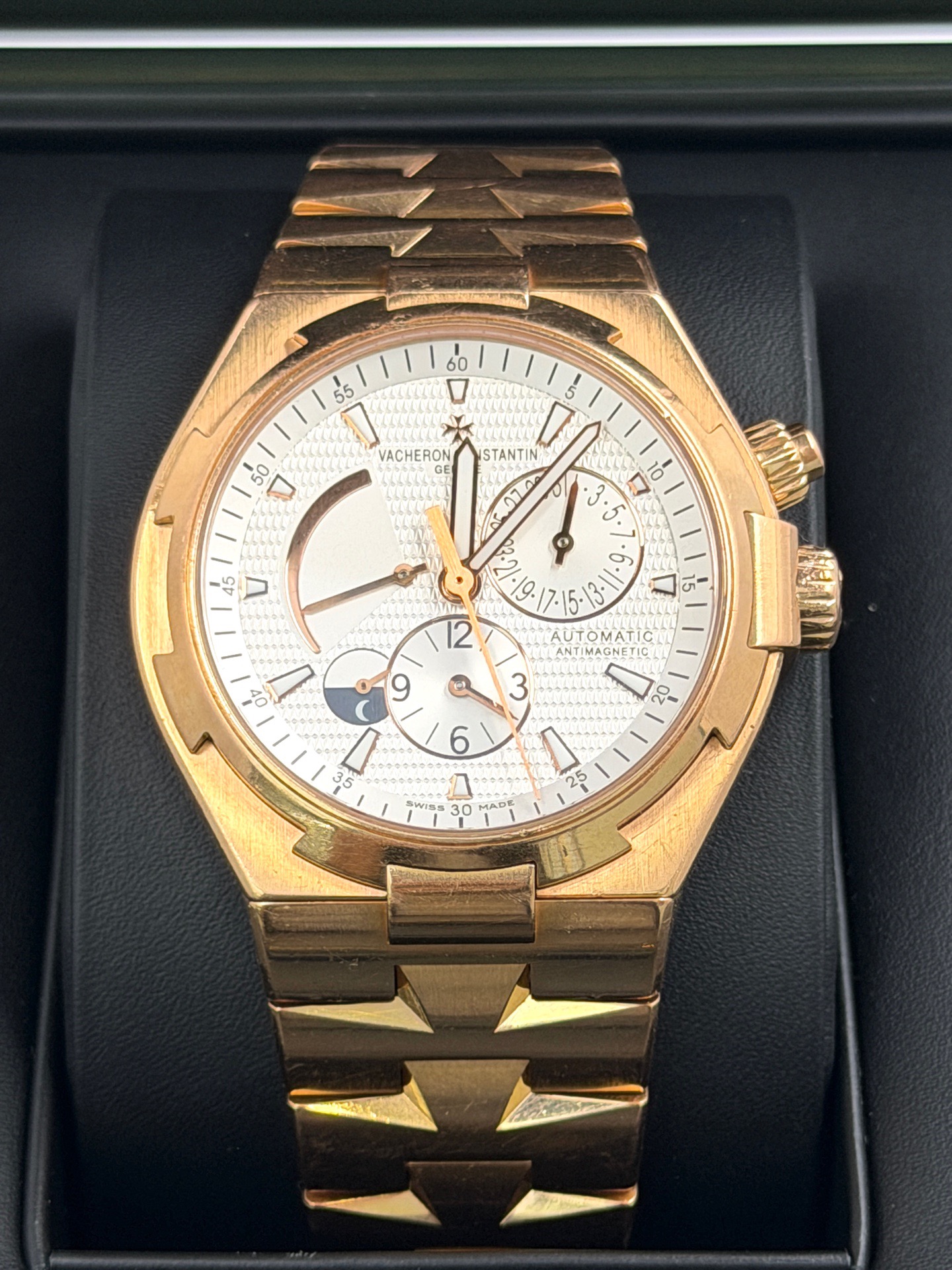 Vacheron Constantin 47450 / B01R-9404 detail 3