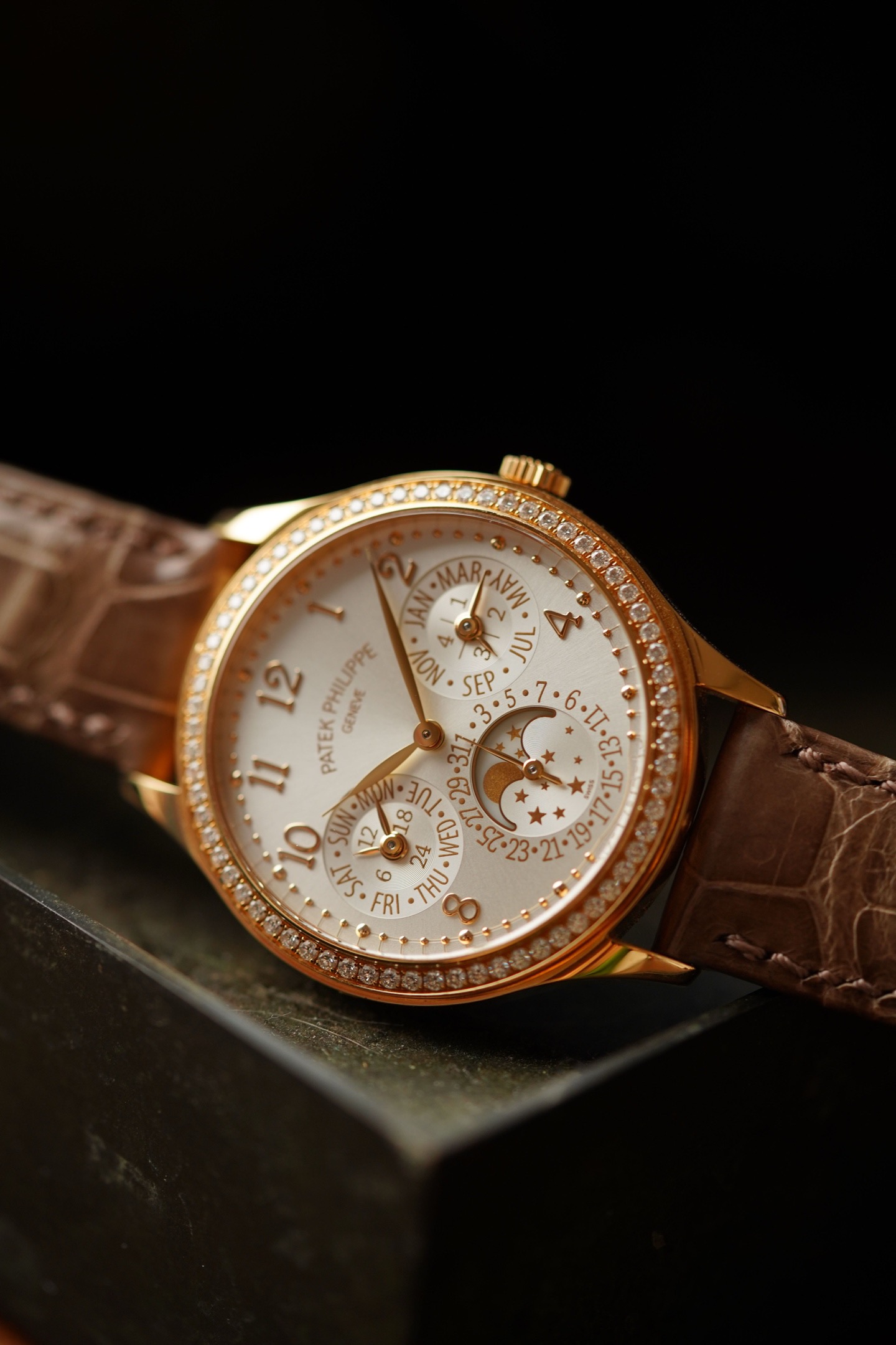 Patek Philippe 7140R-001 detail 2