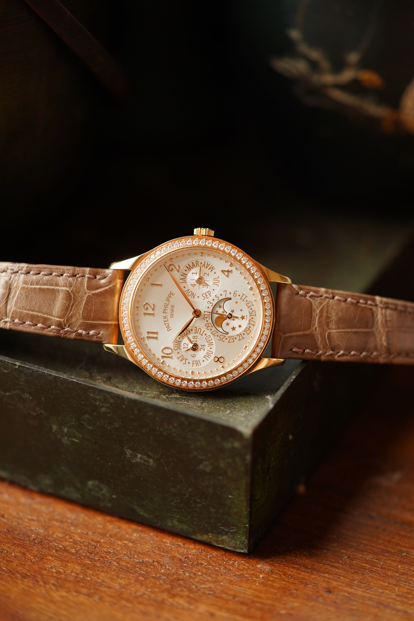 Patek Philippe 7140R-001 detail 1