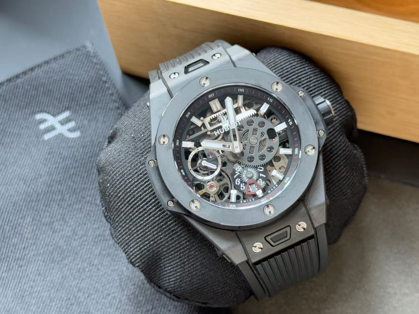 Hublot 414.CI.1123.RX detail 1