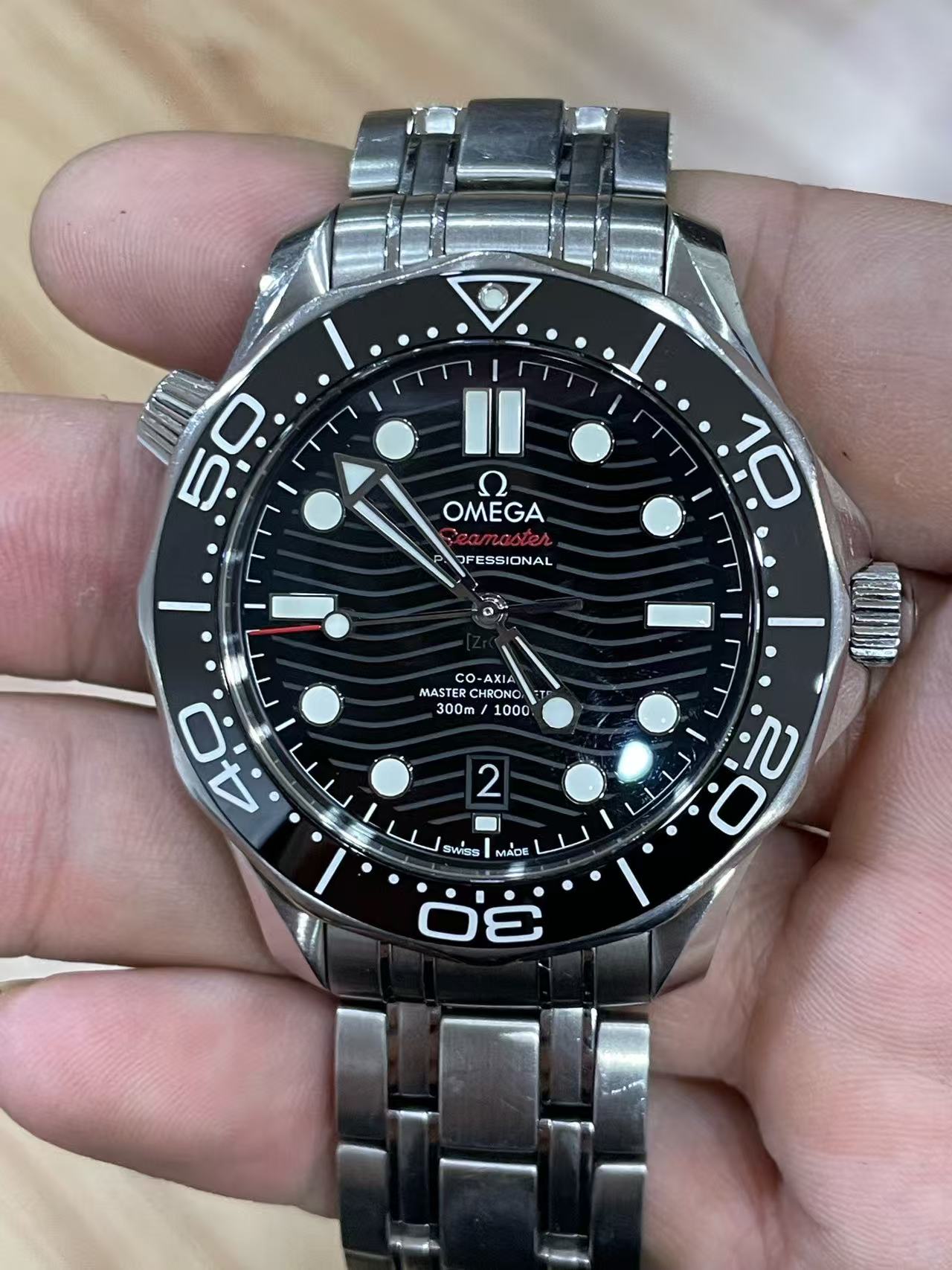 Omega 210.30.42.20.01.001