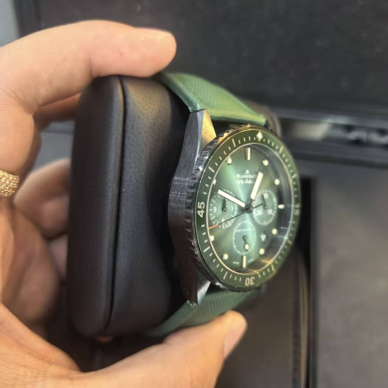 Blancpain 5200 0153 B52A detail 3