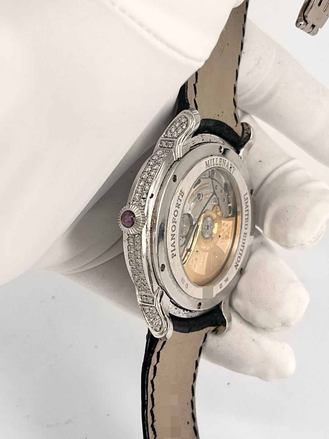 Audemars Piguet 15326BC.ZZ.D102CR.01 detail 4