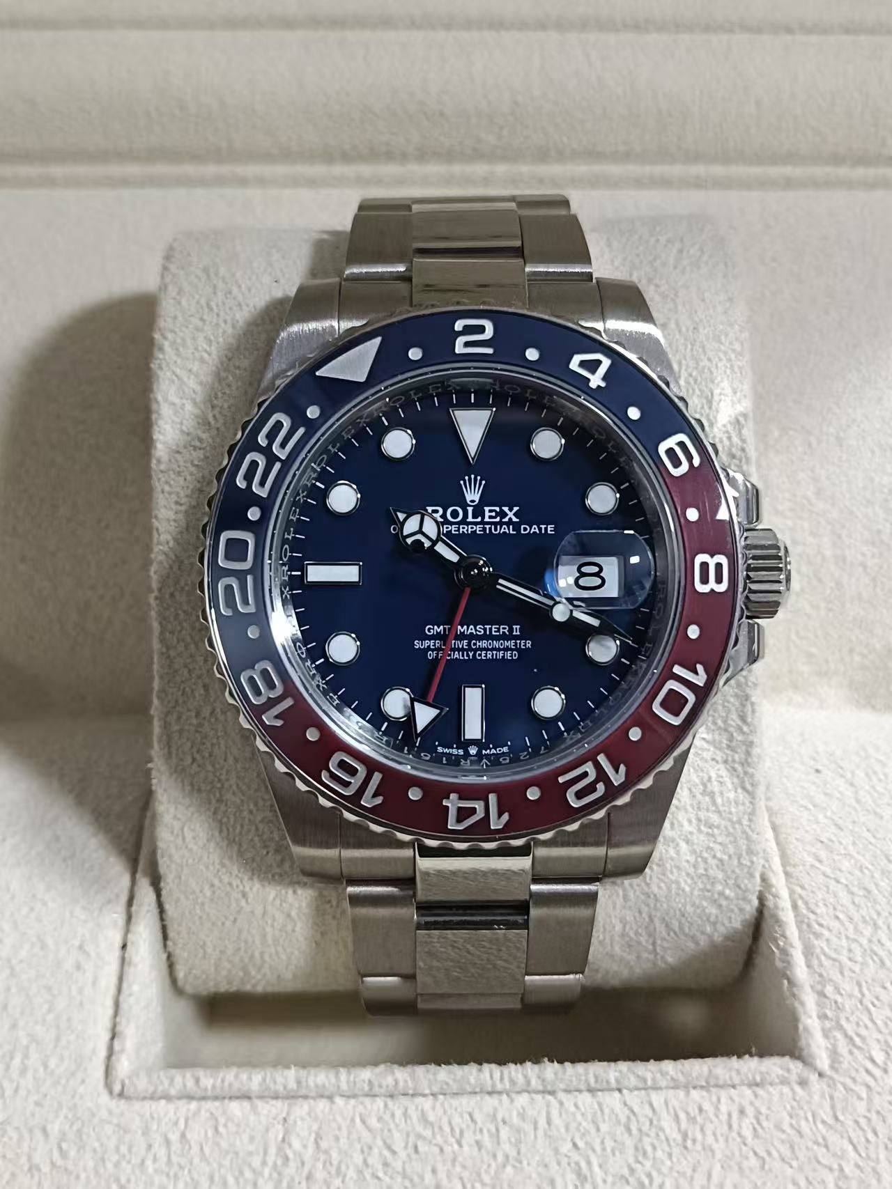 Rolex 126719 detail 1