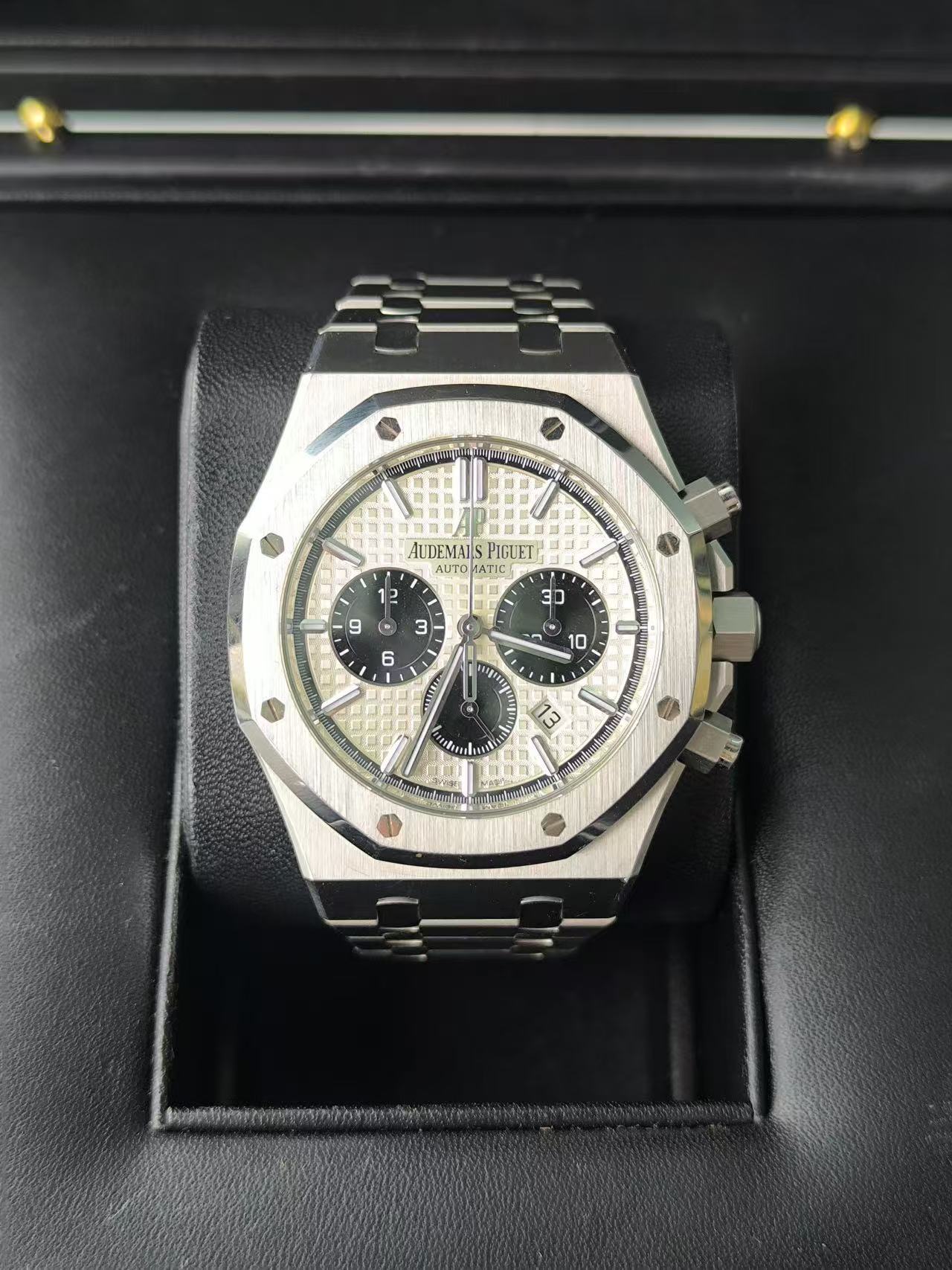 Audemars Piguet 26331ST.OO.1220ST.03