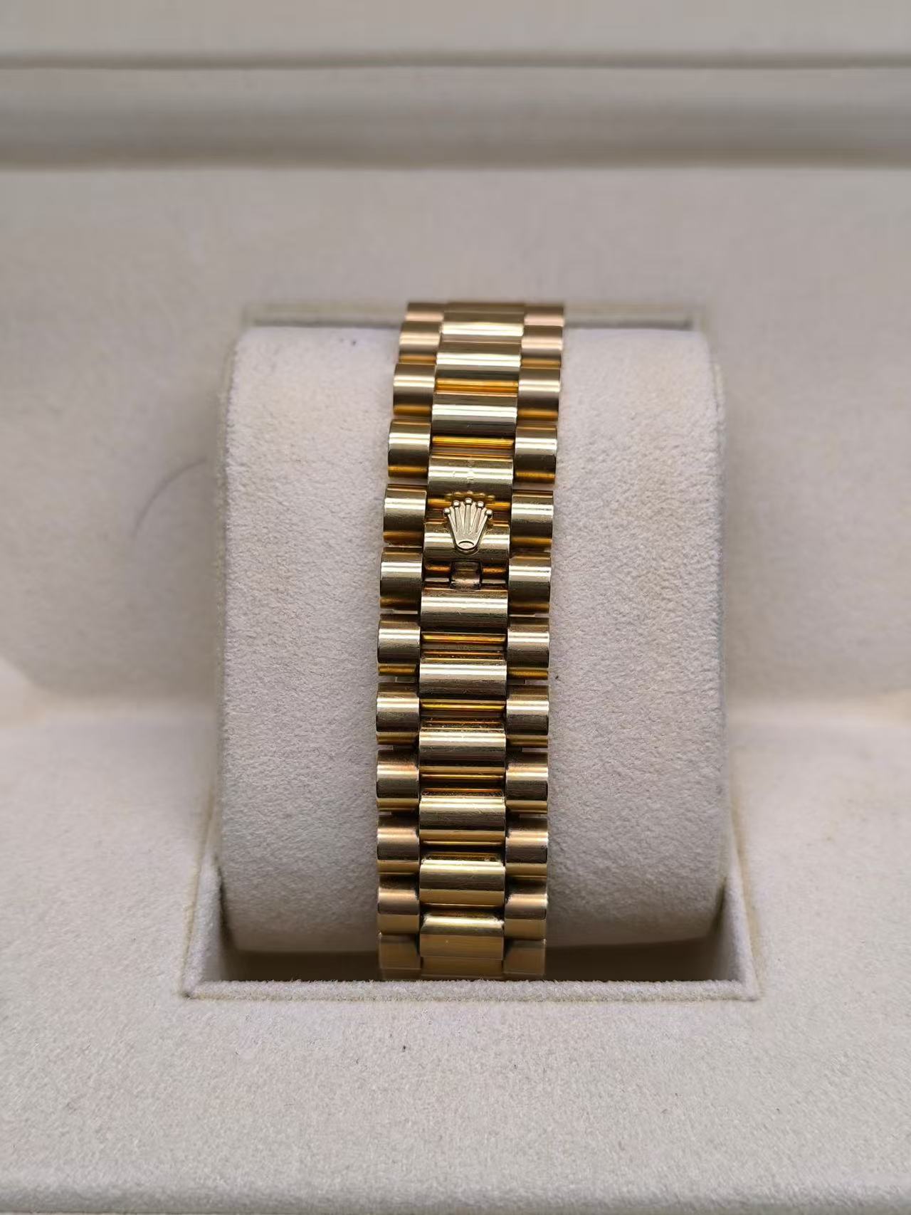 Rolex 118388-0129 detail 3