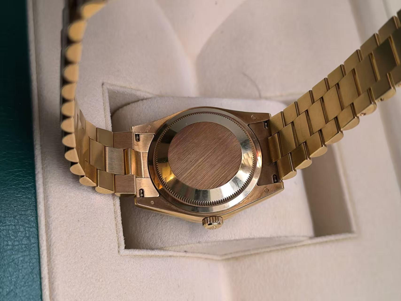 Rolex 118388-0129 detail 4