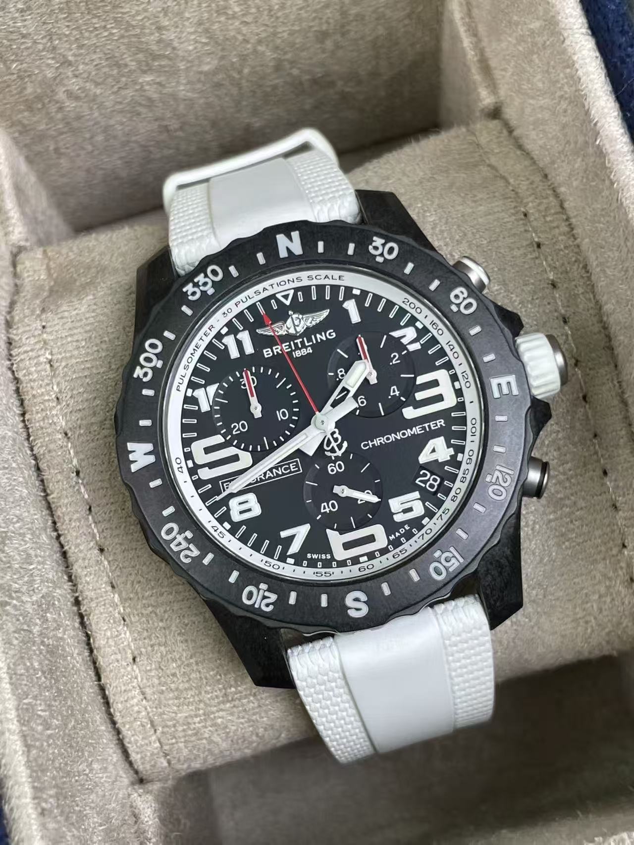 Breitling X82310A71B1S2 detail 6