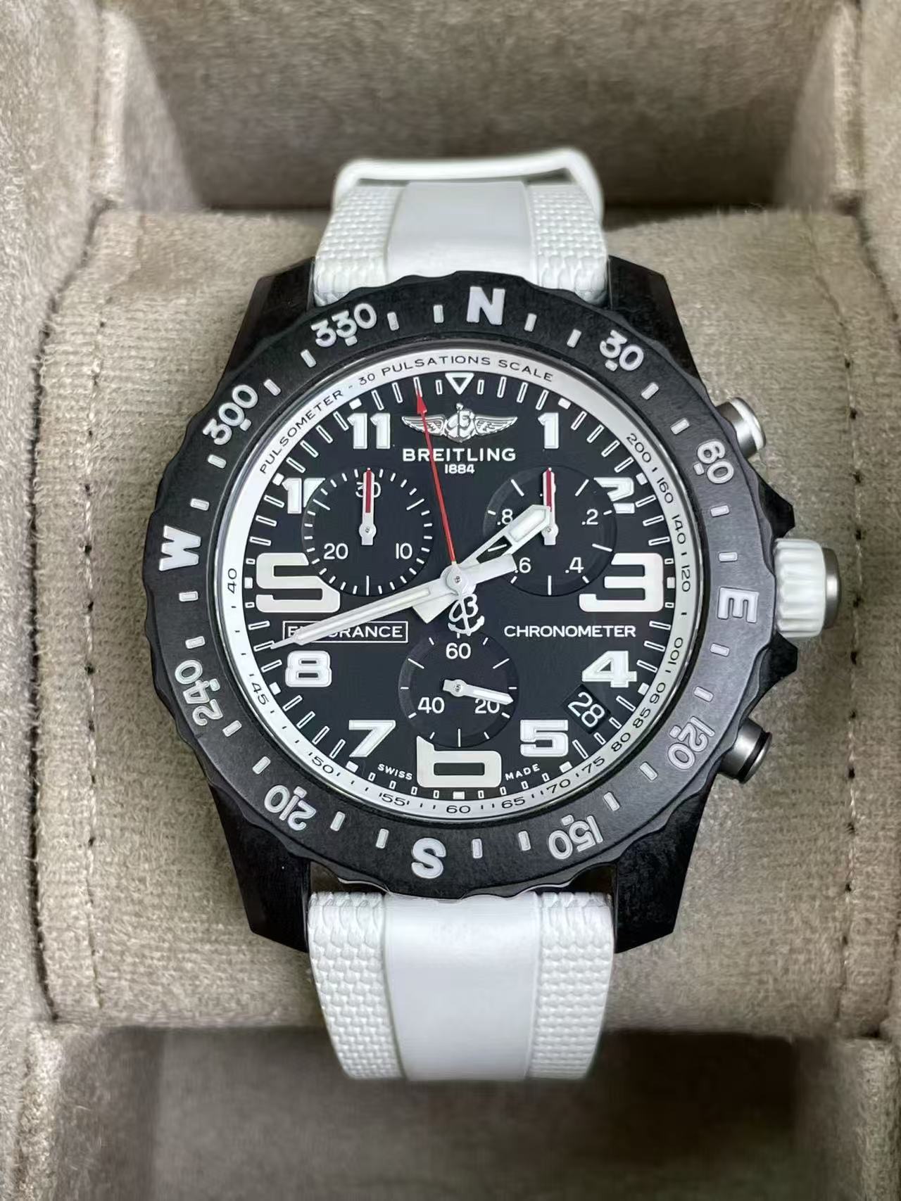 Breitling X82310A71B1S2 detail 7