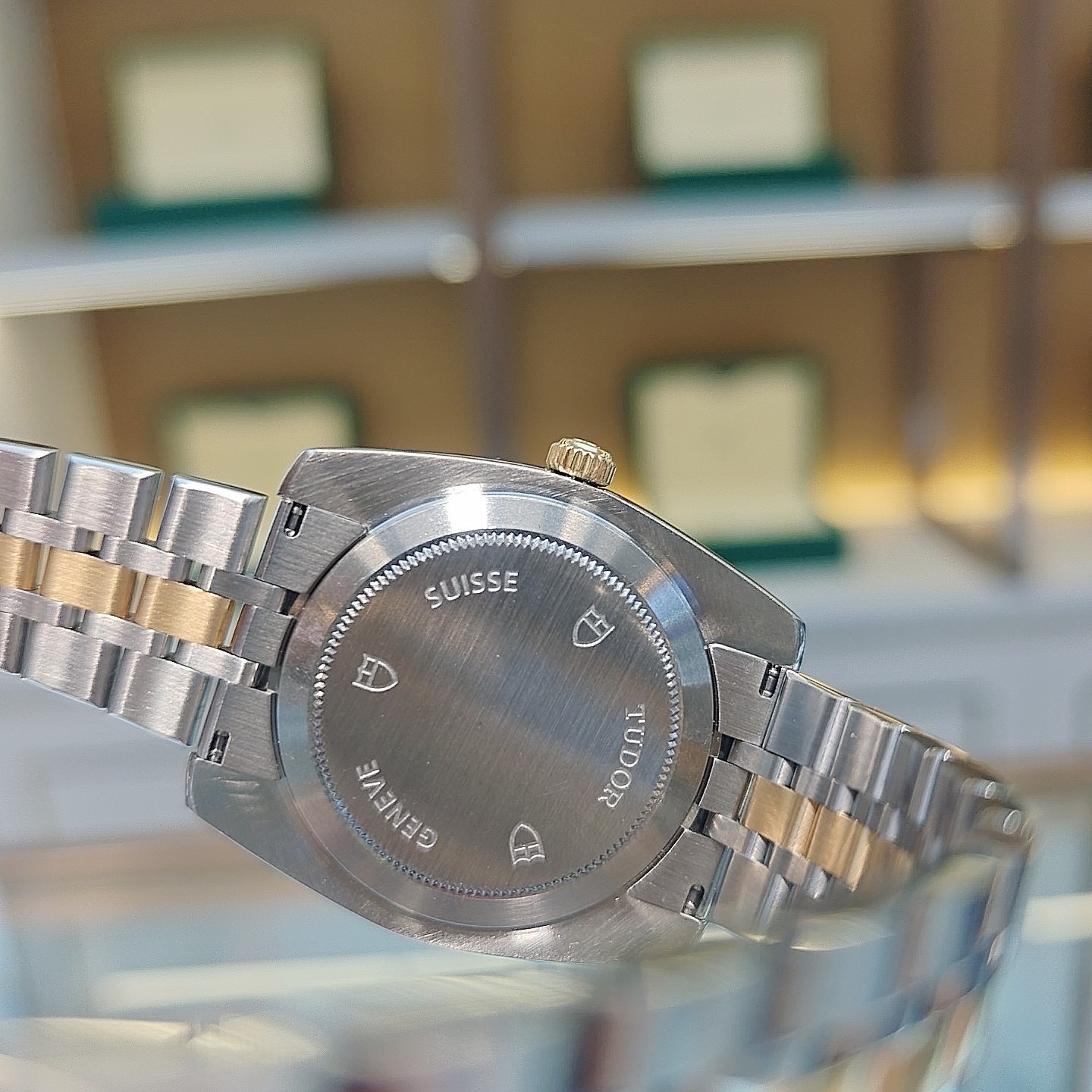 Tudor M21013-0007 detail 6