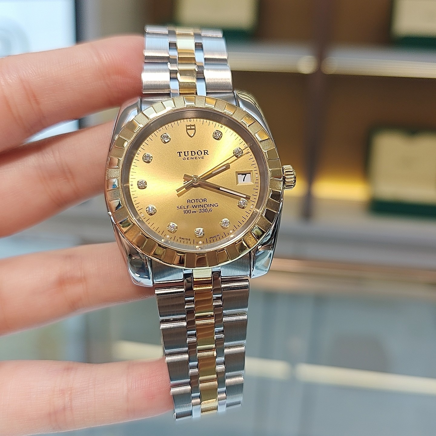 Tudor M21013-0007 detail 5