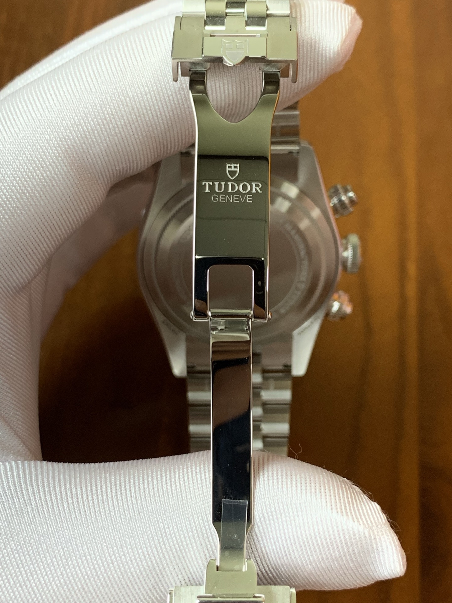 Tudor M79360N-0024 detail 6