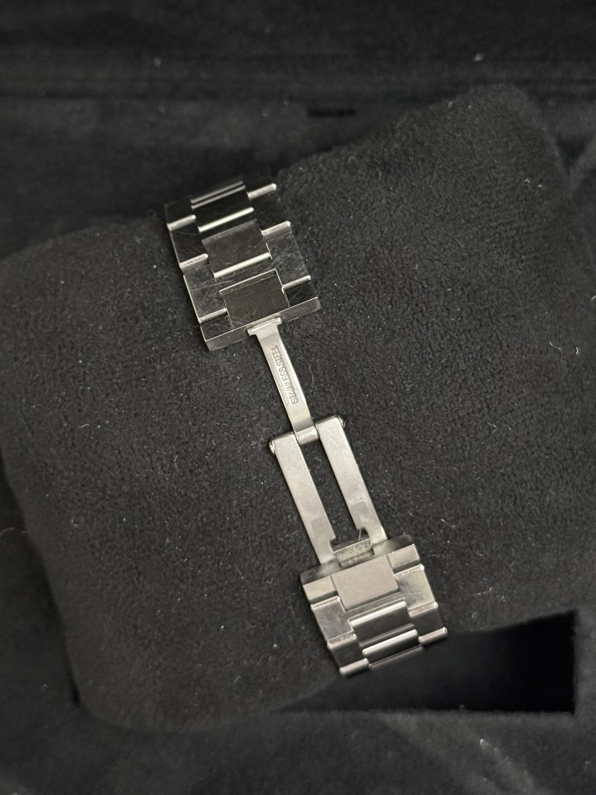 Cartier W5200013 detail 1