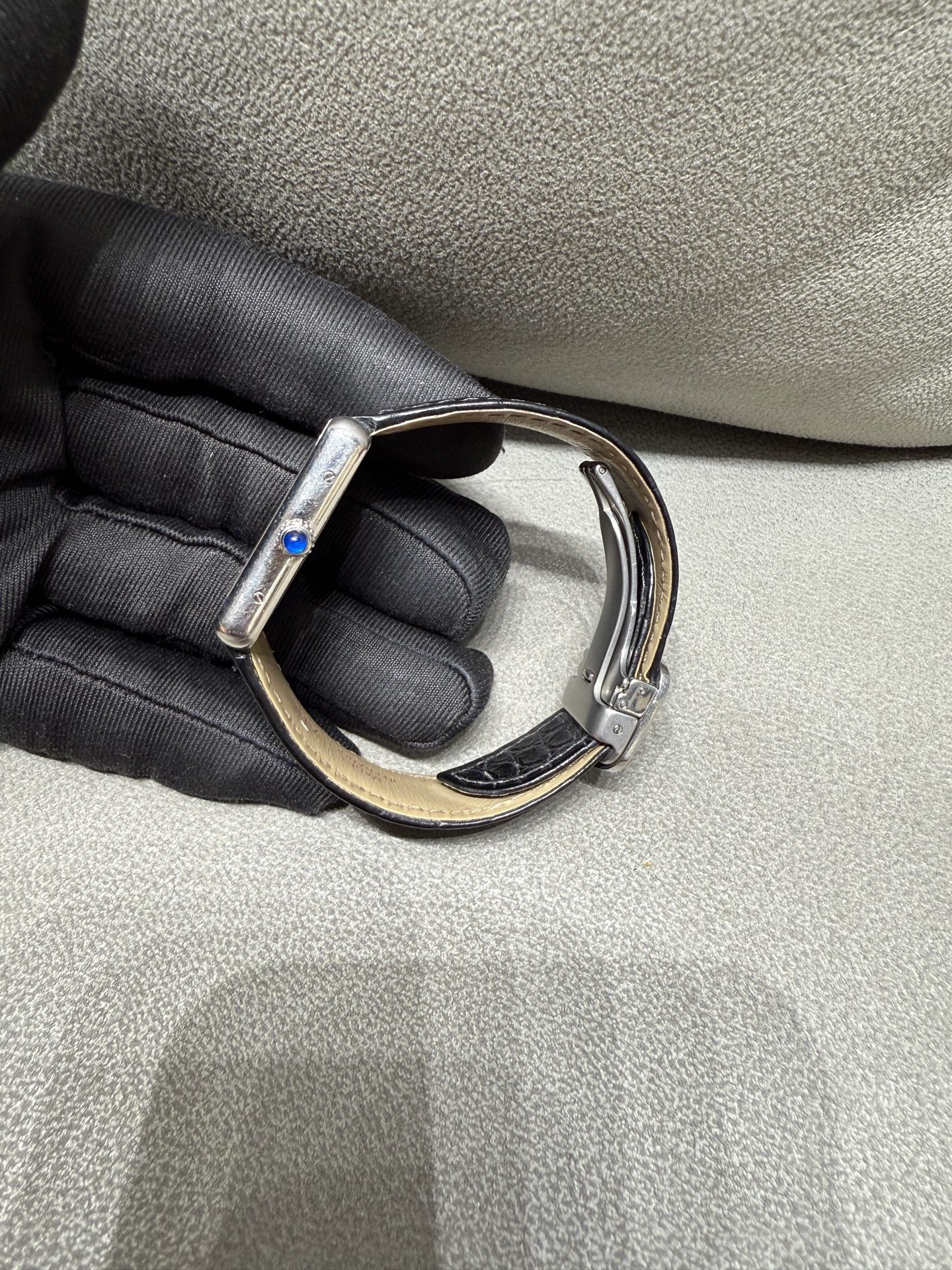 Cartier W5200005 detail 2