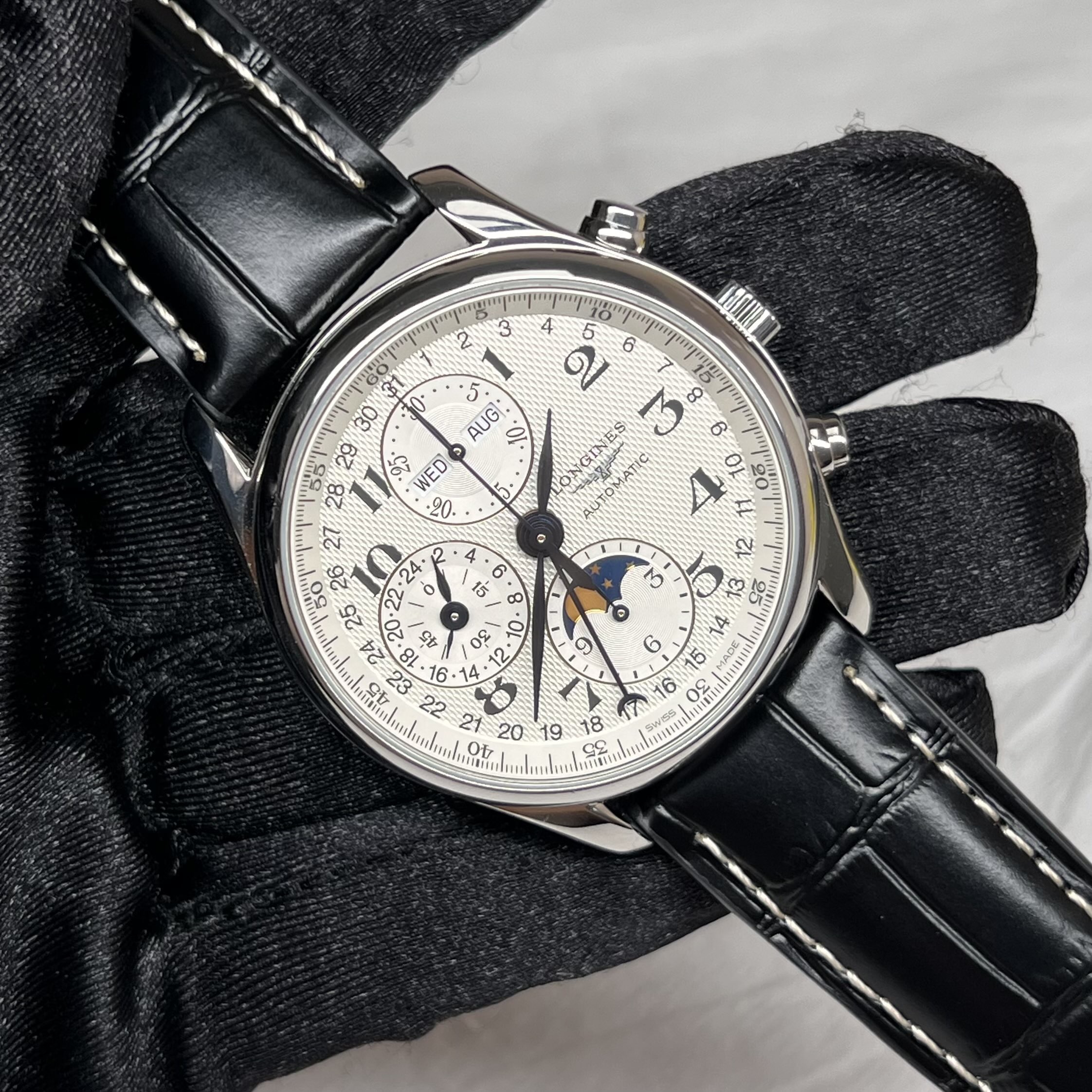 Longines L2.673.4.78.3 detail 2