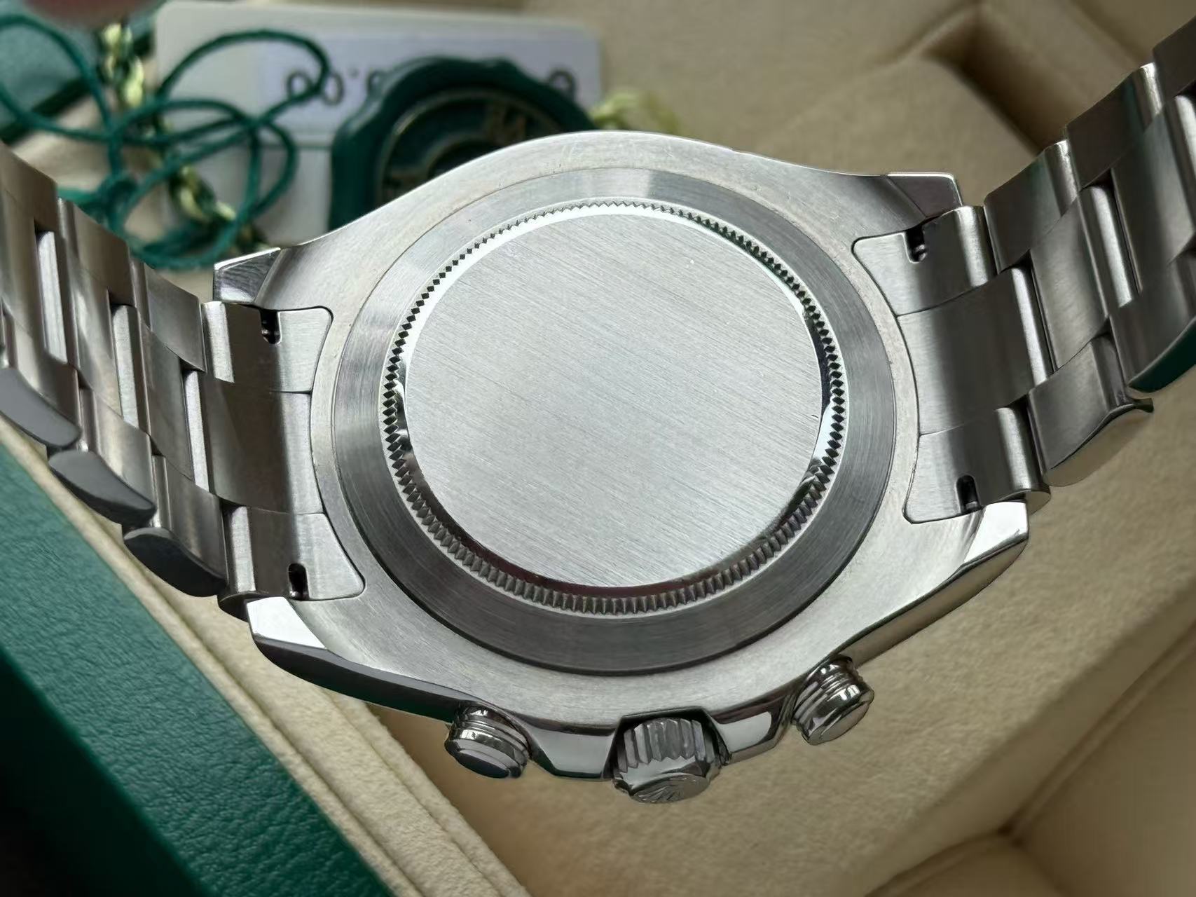 Rolex m116680-0002 detail 2